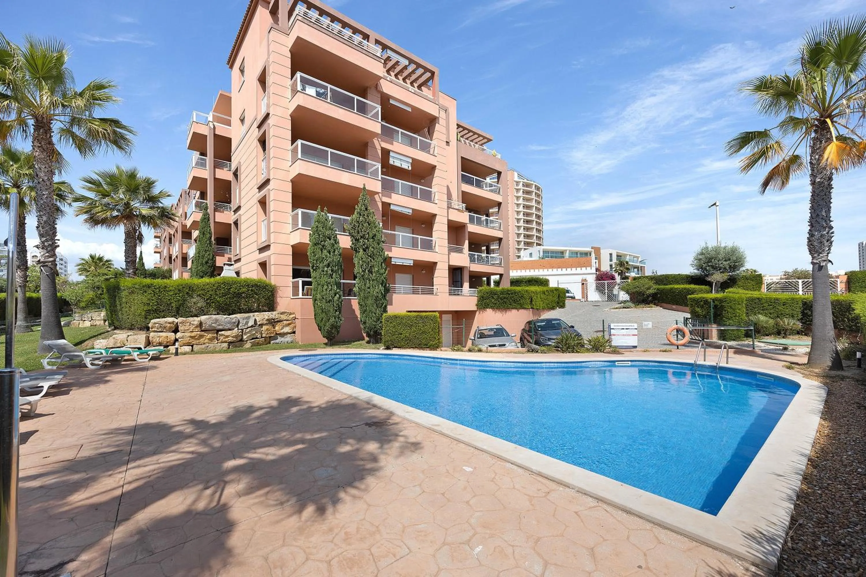 Property building in Casa Minke