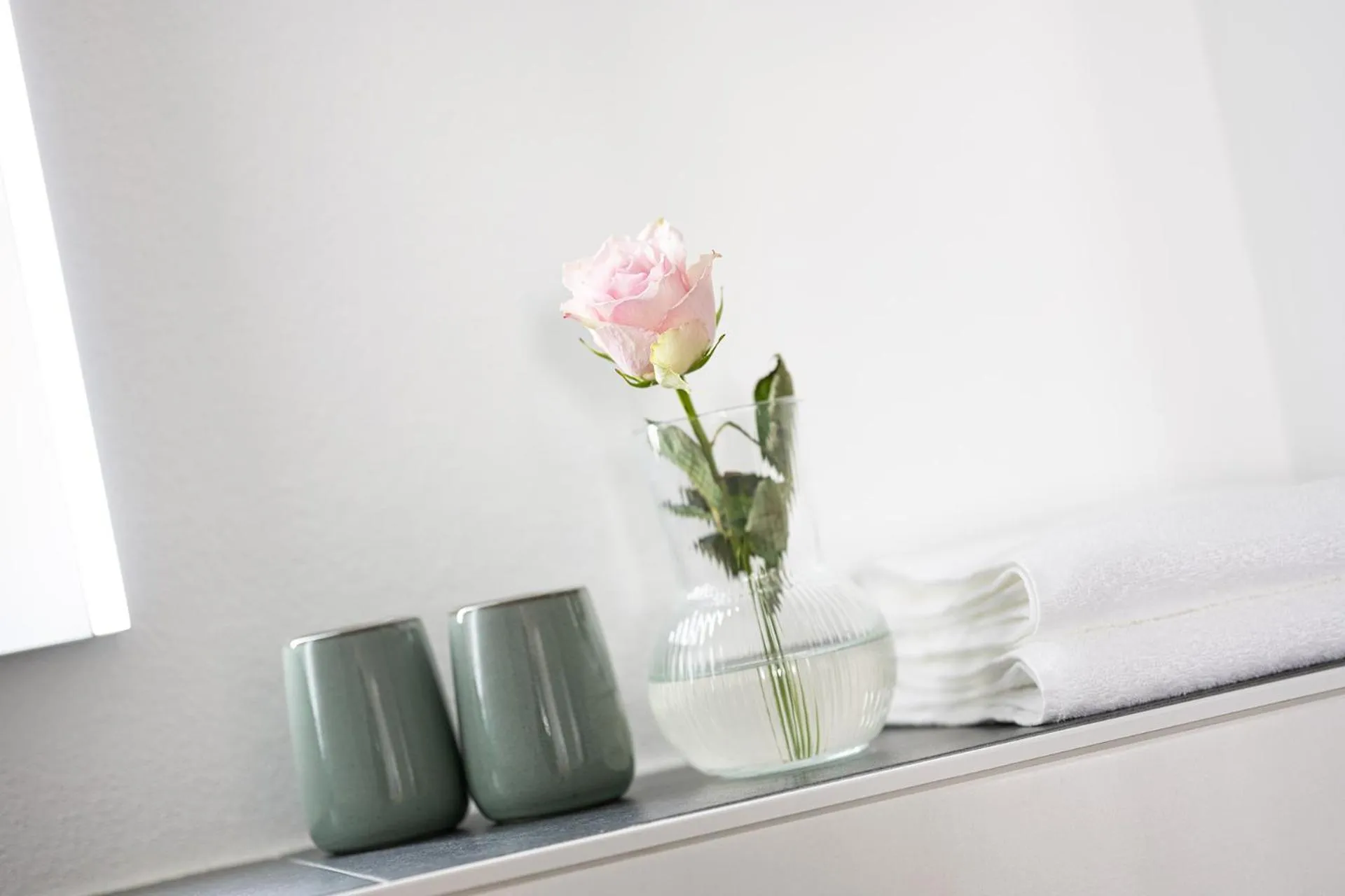 Bathroom in Snooze Apartments Alling