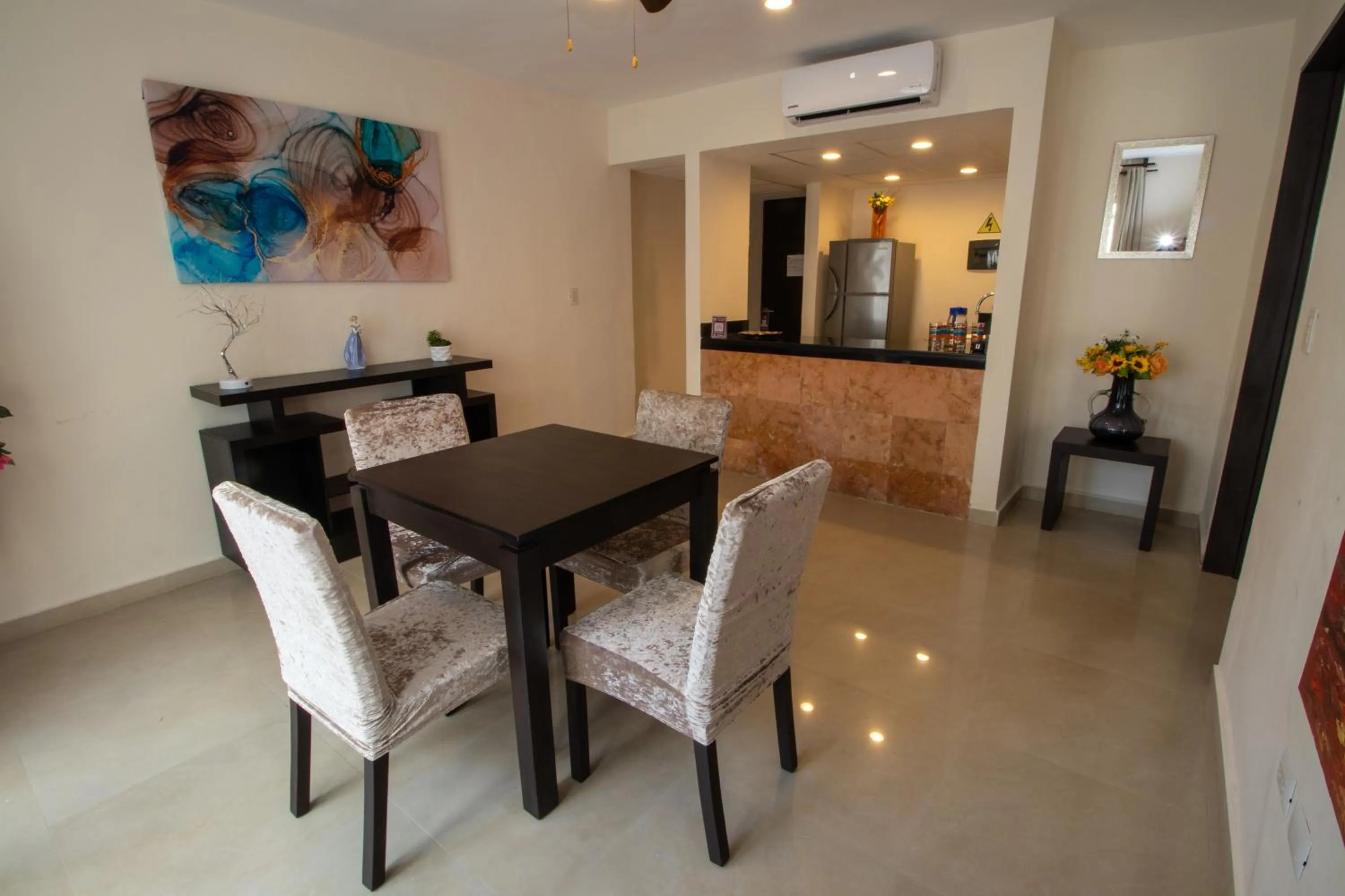 Dining area in Hotel Villas Segovia Playa del Carmen