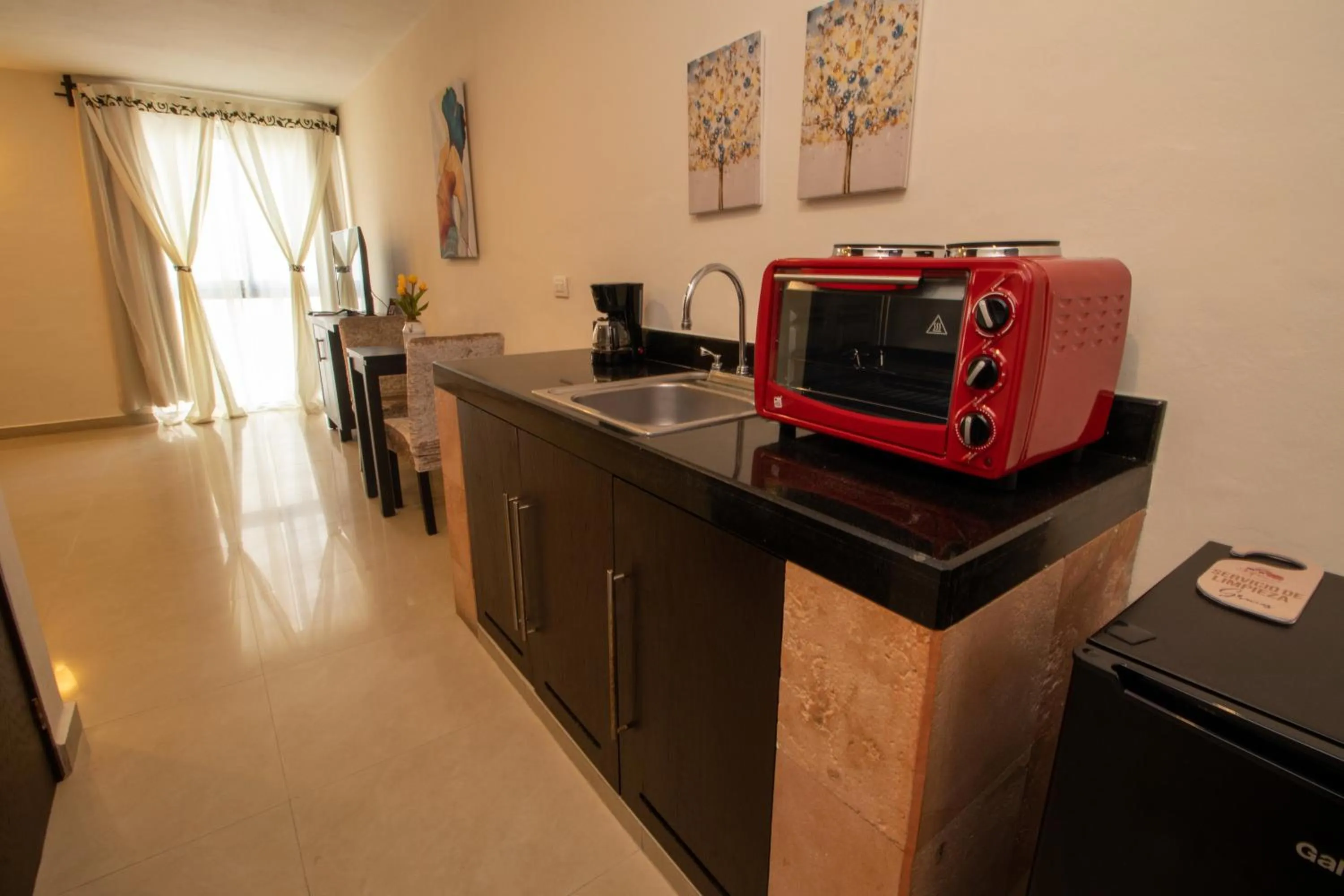 Kitchen or kitchenette in Hotel Villas Segovia Playa del Carmen