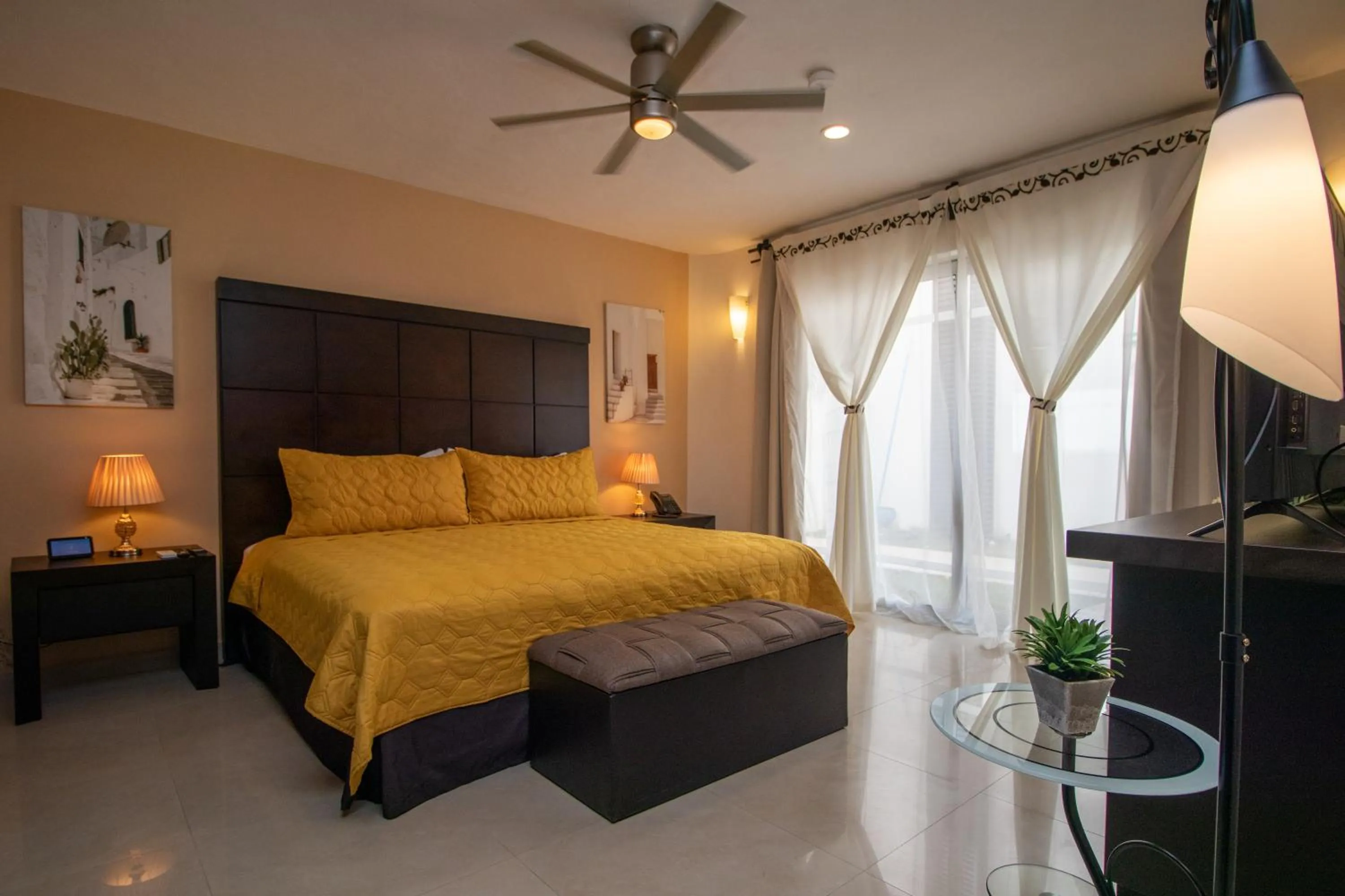 Bed in Hotel Villas Segovia Playa del Carmen