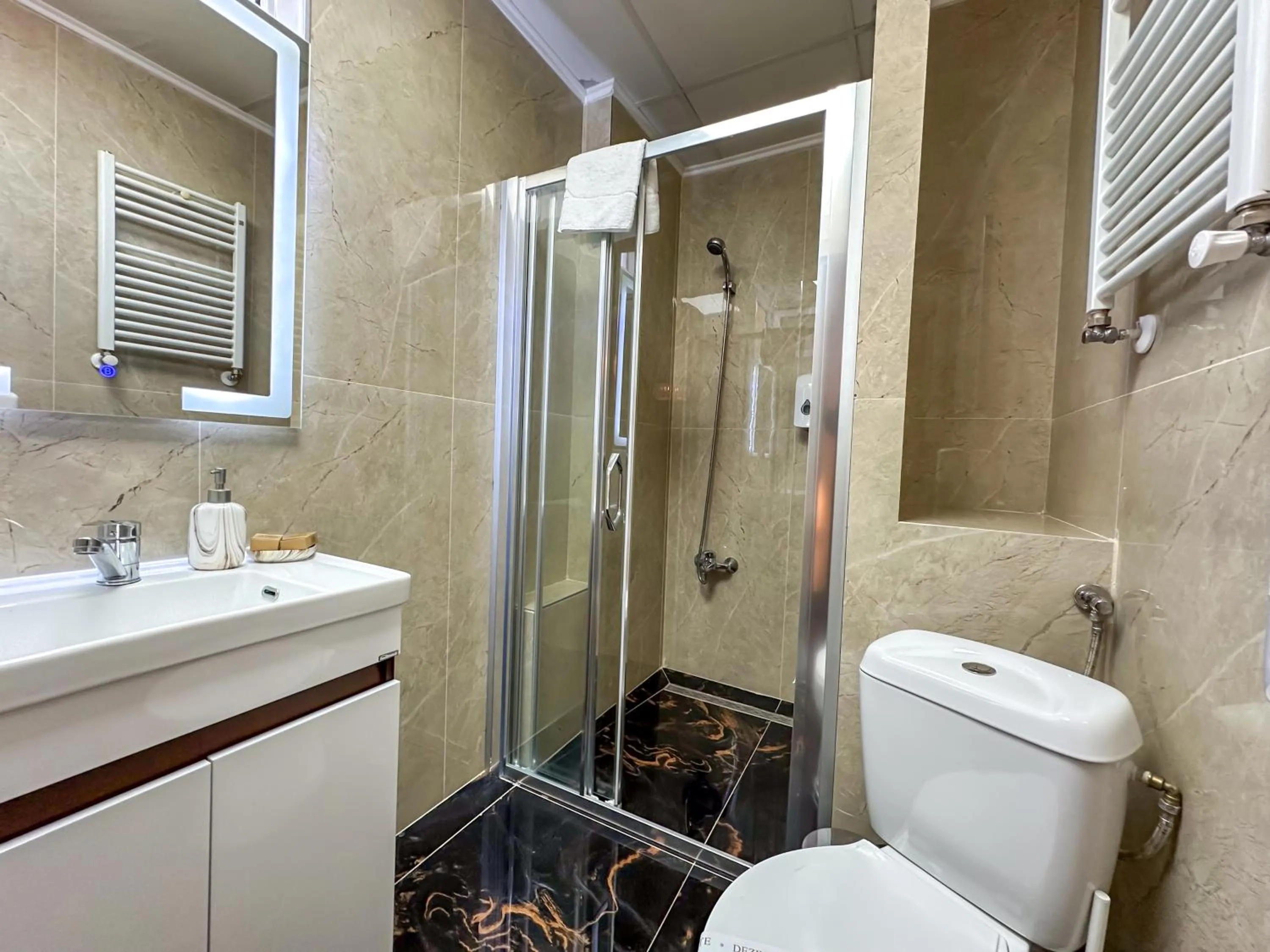 Suite with Balcony - single occupancy in Lev Or Aparthotel