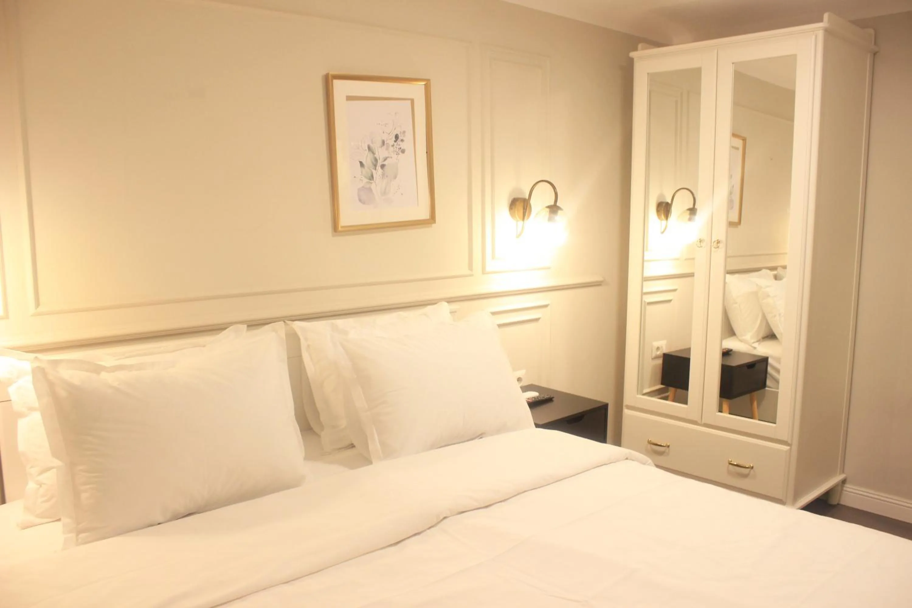 Lev Or Aparthotel