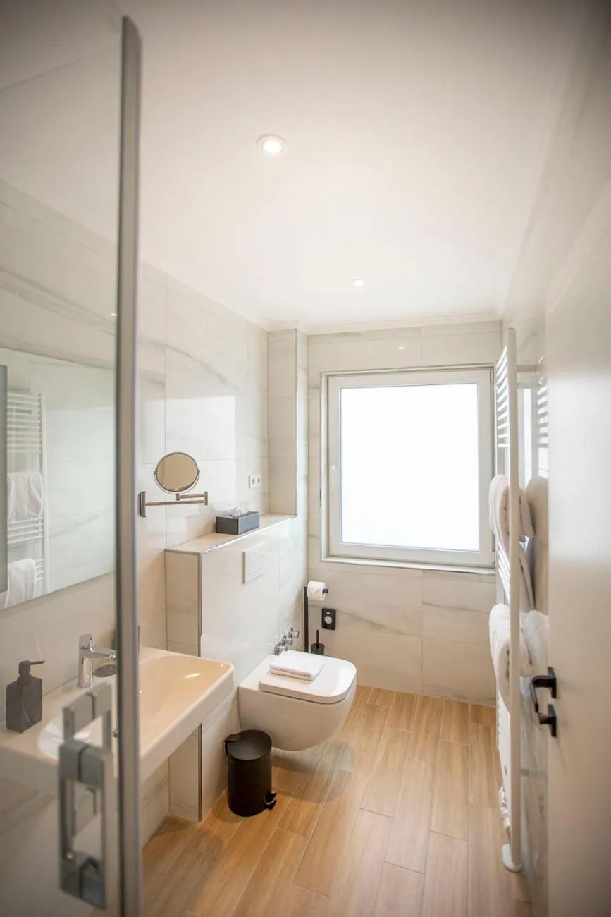 Delphi Hotel & Restaurant