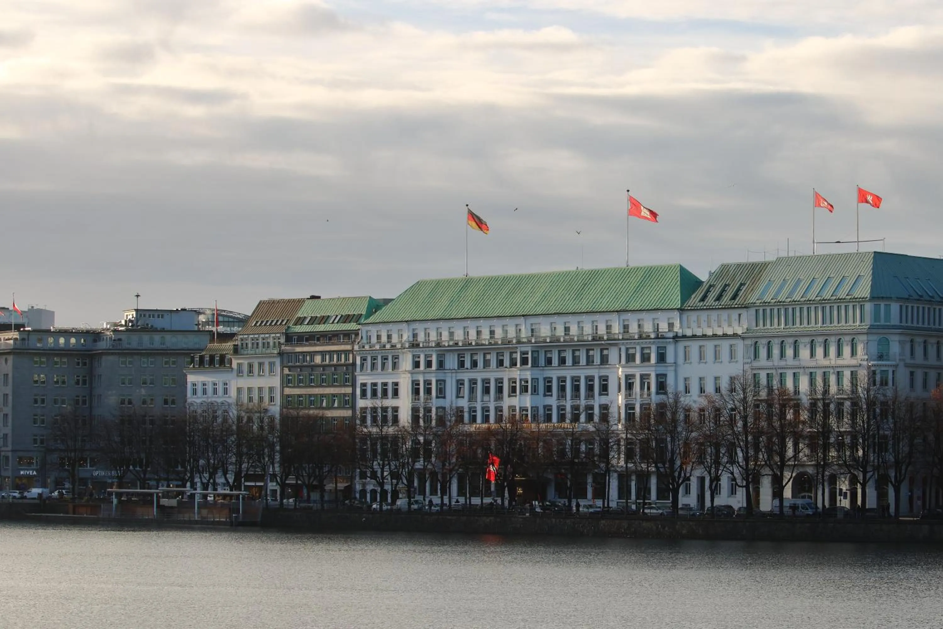 Delphi Hotel & Restaurant