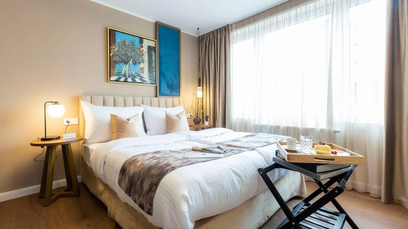 Bed in Delphi Hotel & Restaurant