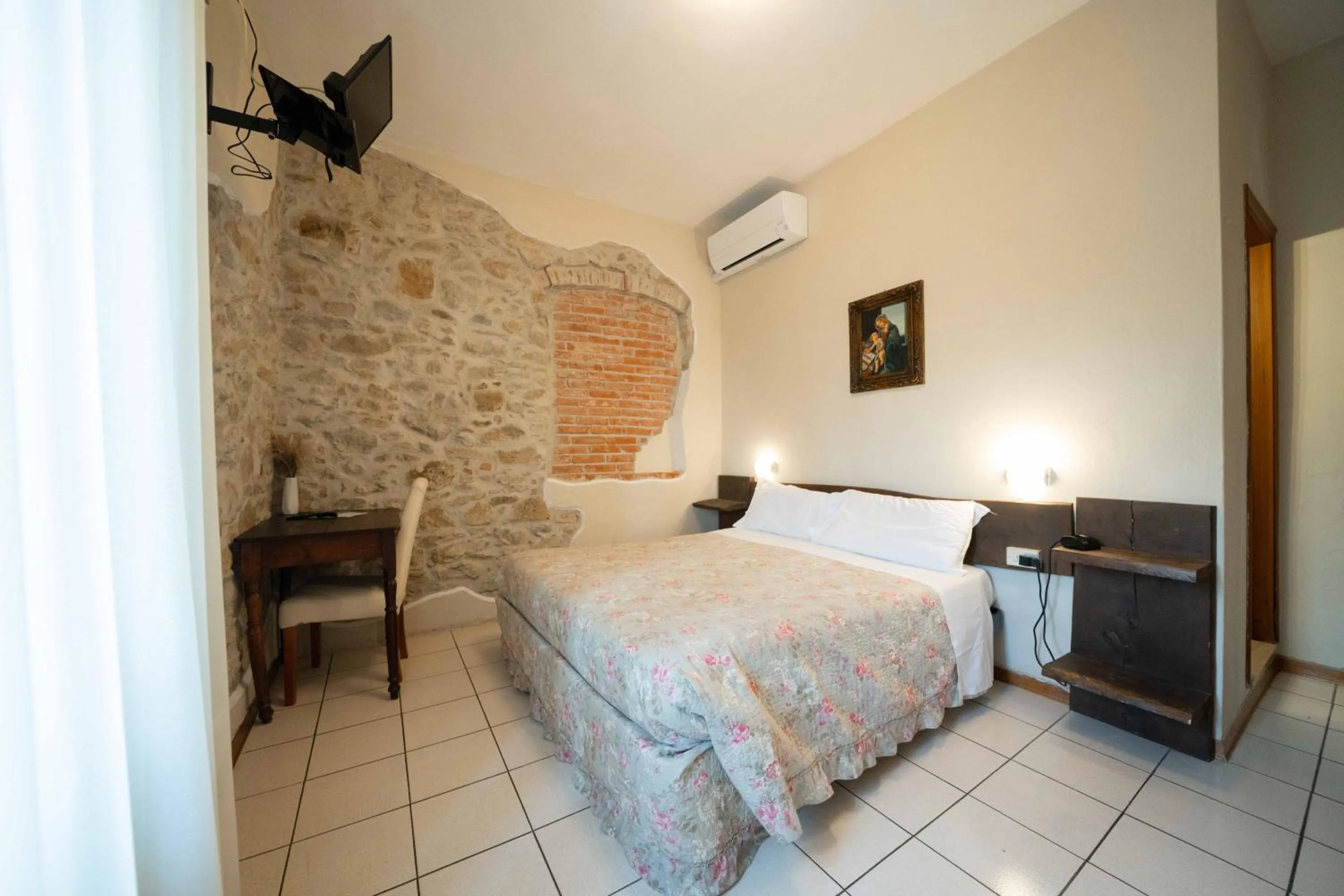 Bed in Bellavista Hotel & Osteria