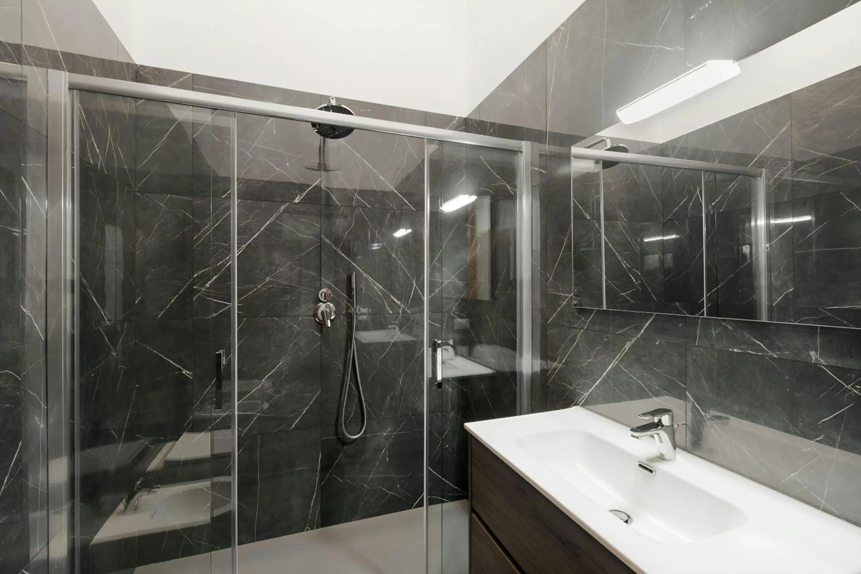 Bathroom in Sonder by Marriott Bonvoy Piazza Venezia Apartments