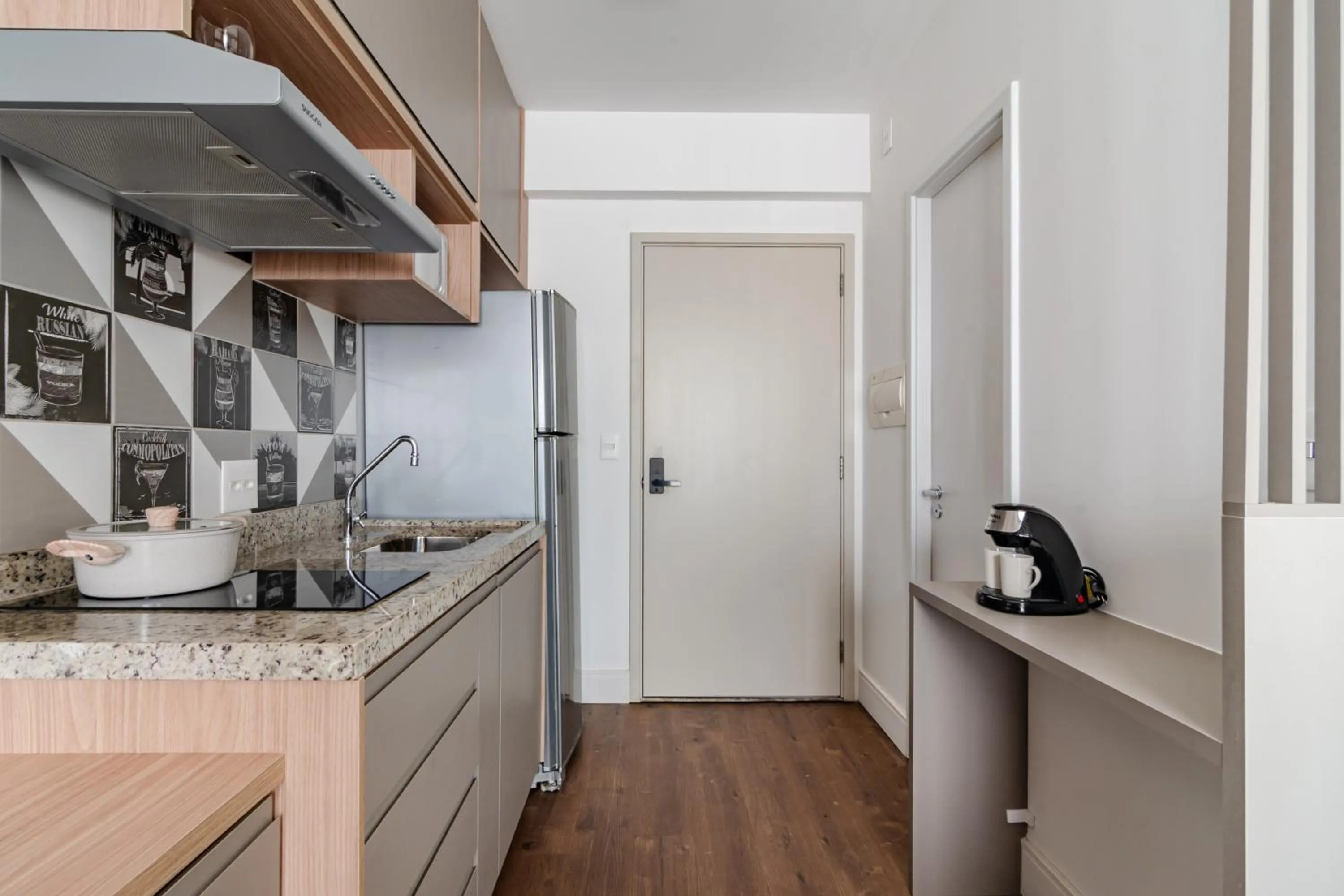Kitchen or kitchenette in 360 Brooklin