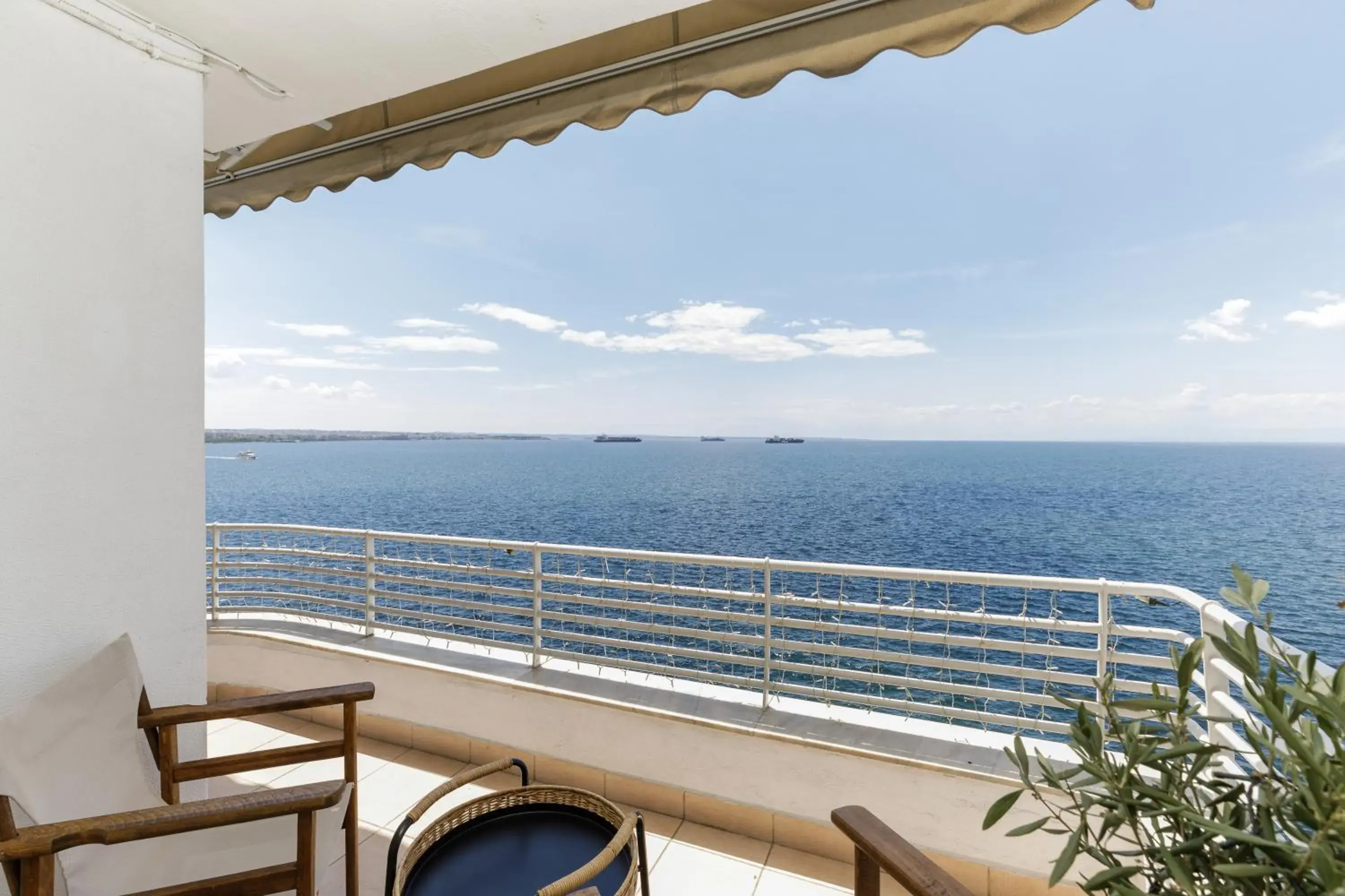 Infinity & Beyond by halu! - Seafront apartments Infinity & Beyond by halu! - Seafront apartments