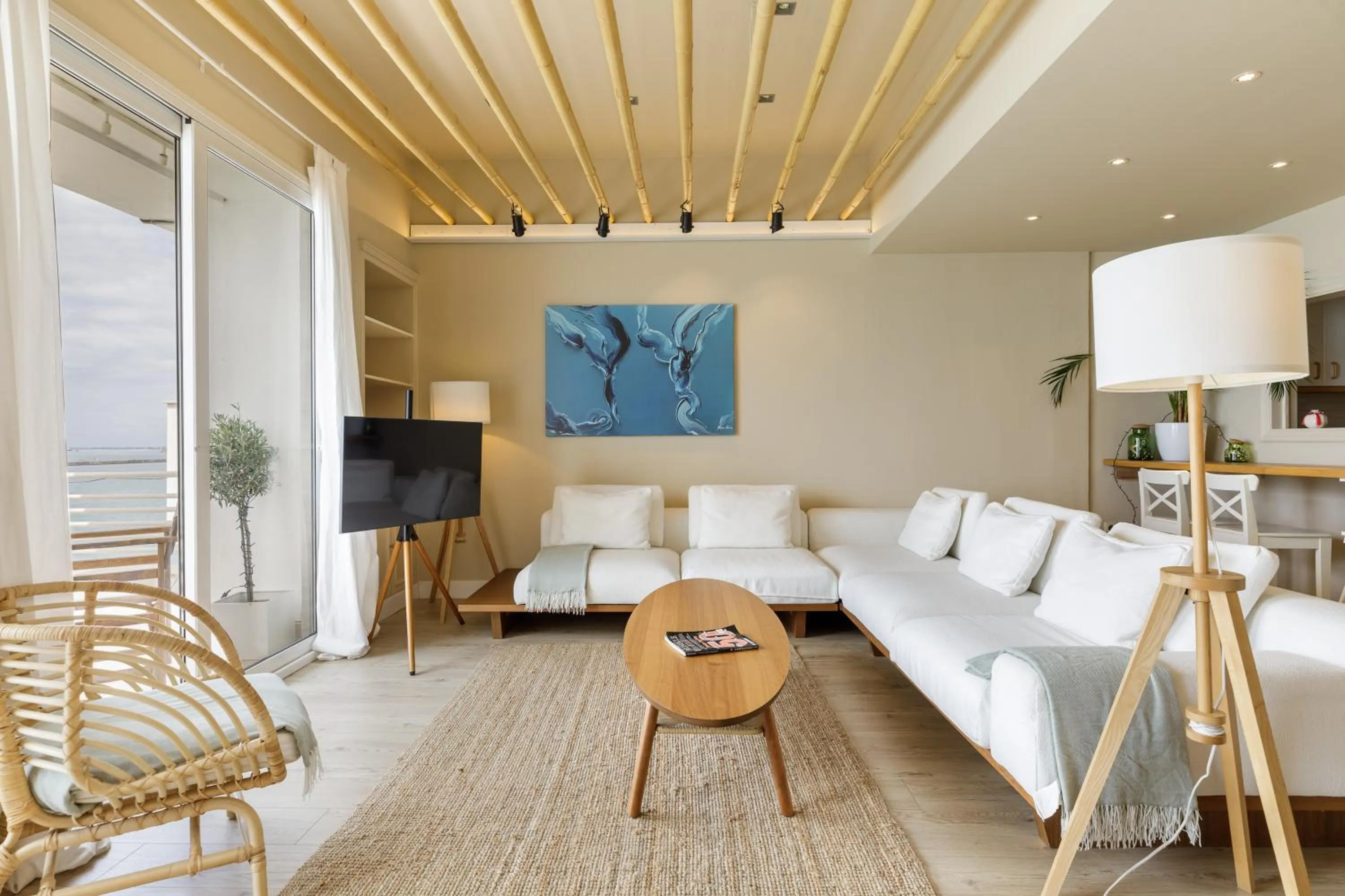 TV and multimedia in Infinity & Beyond by halu! - Seafront apartments