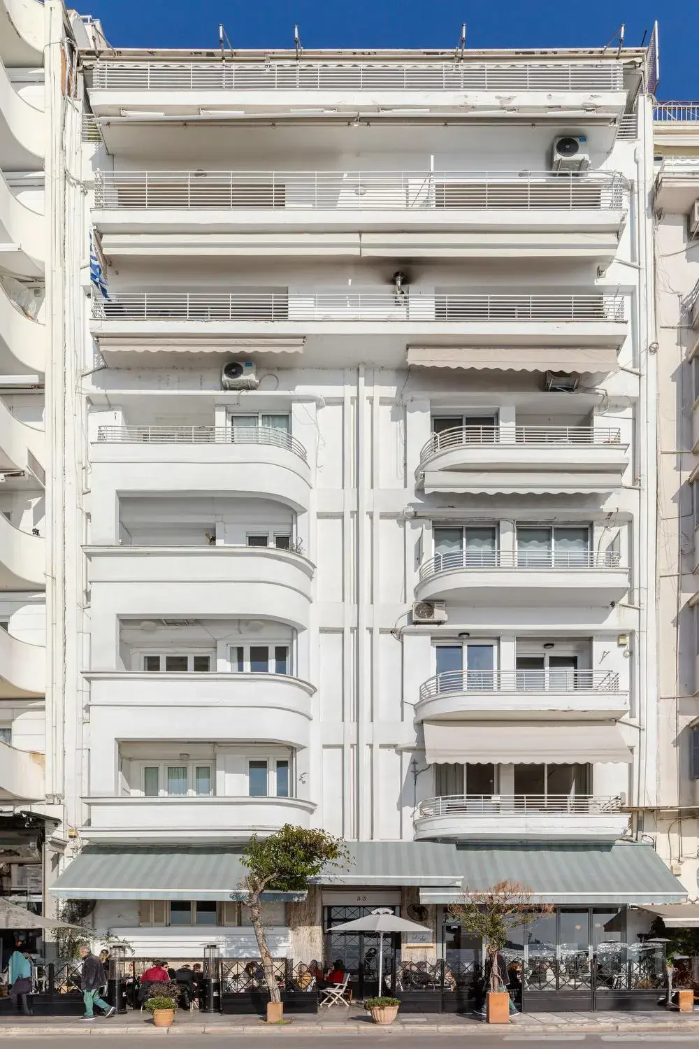 Property building in Infinity & Beyond by halu! - Seafront apartments Property building in Infinity & Beyond by halu! - Seafront apartments