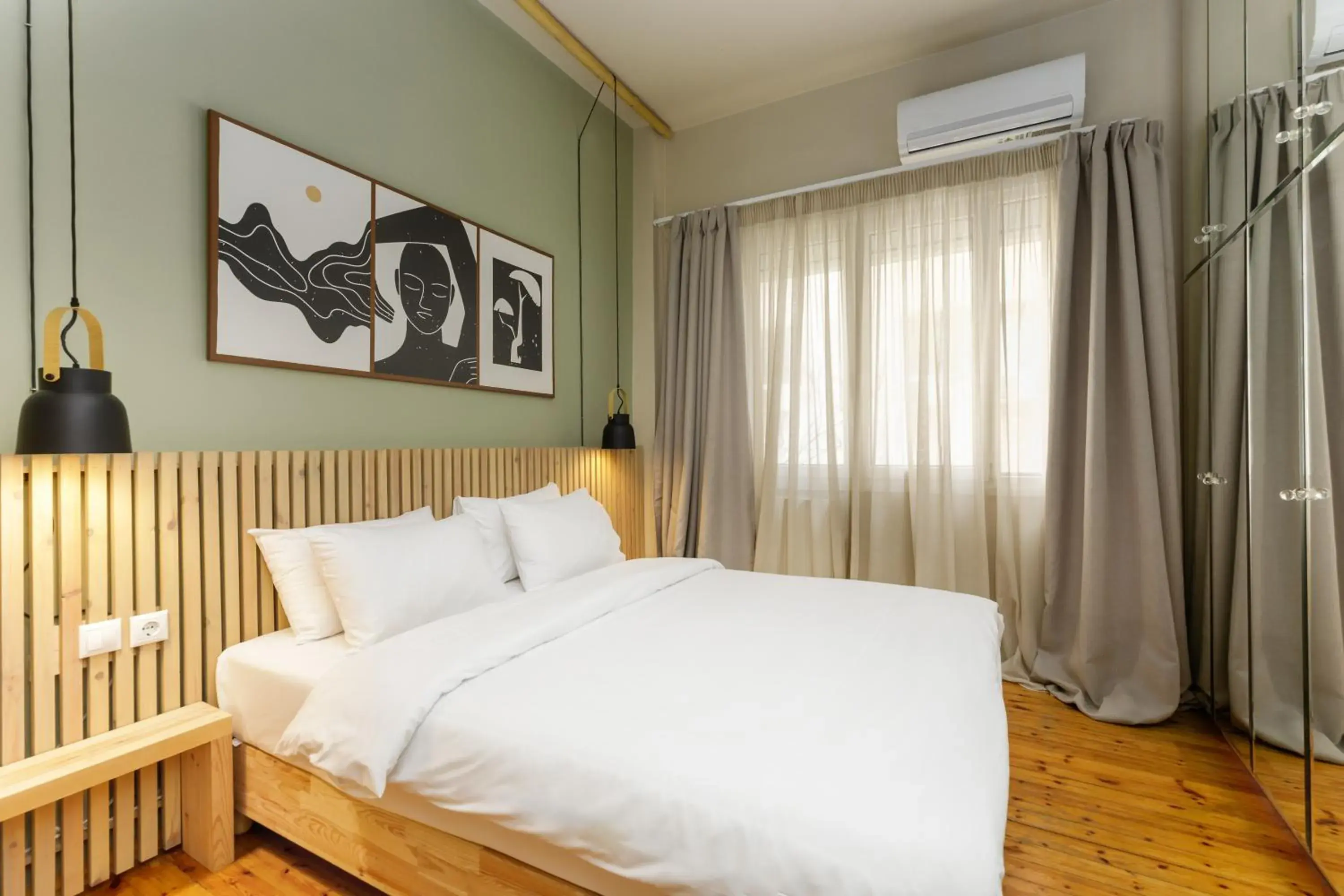 Photo of the whole room, Bed in Infinity & Beyond by halu! - Seafront apartments Photo of the whole room, Bed in Infinity & Beyond by halu! - Seafront apartments