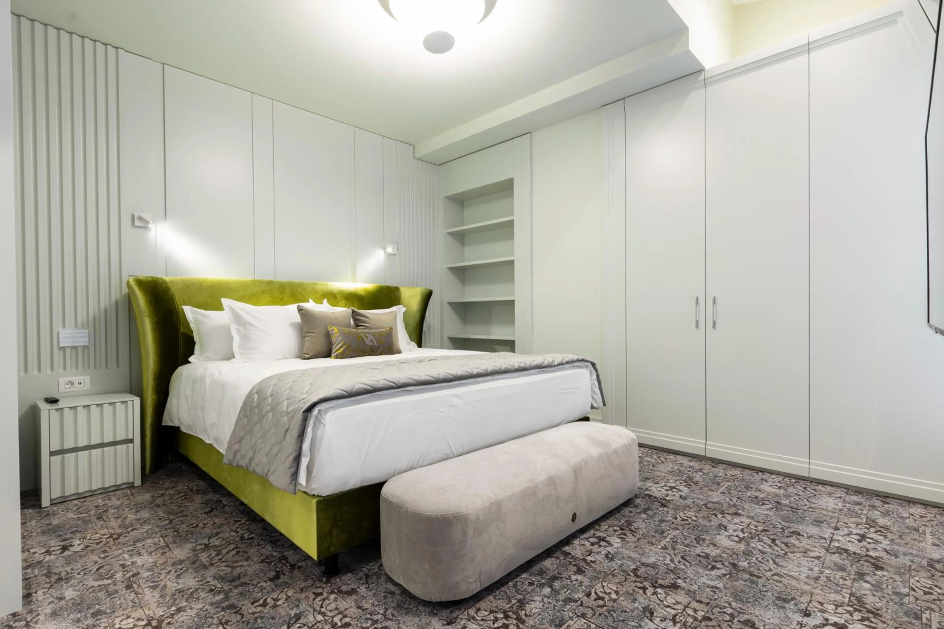 Bed in VIZUALIZA Residence Hotel