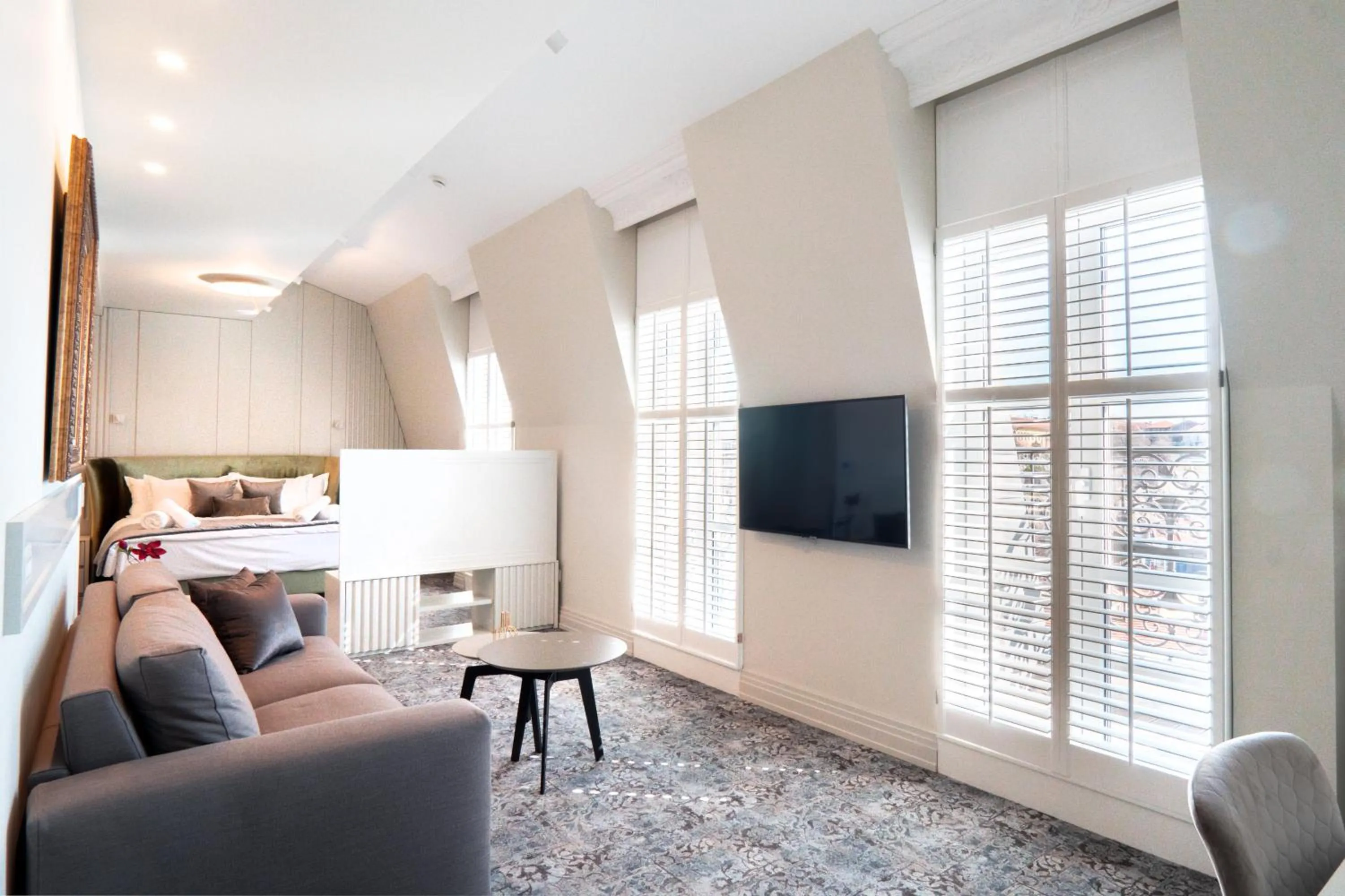 Seating area in VIZUALIZA Residence Hotel