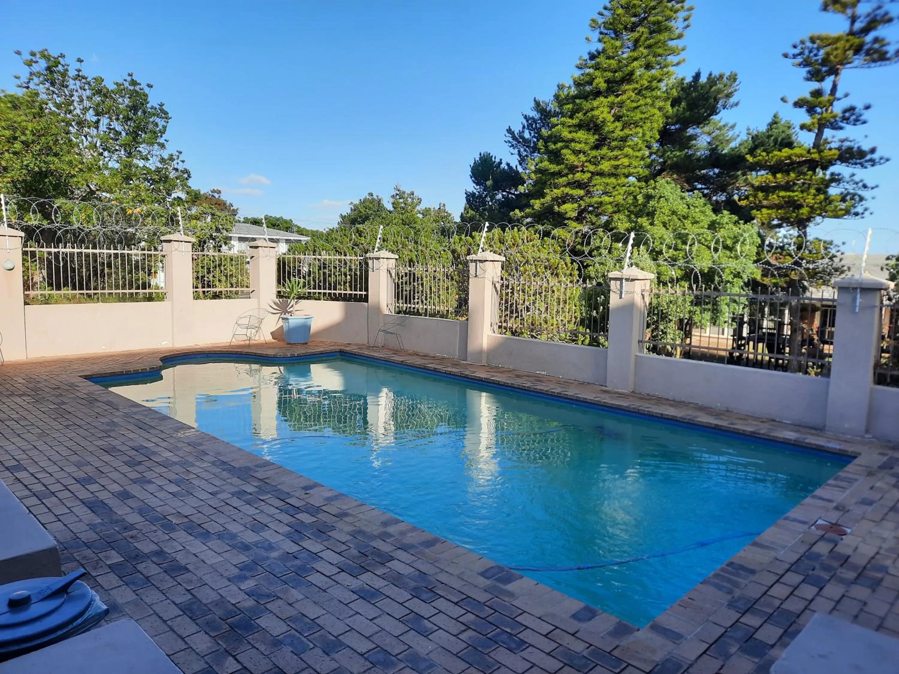 Swimming pool in Serengeti selfcatering apartments Perfect Stay