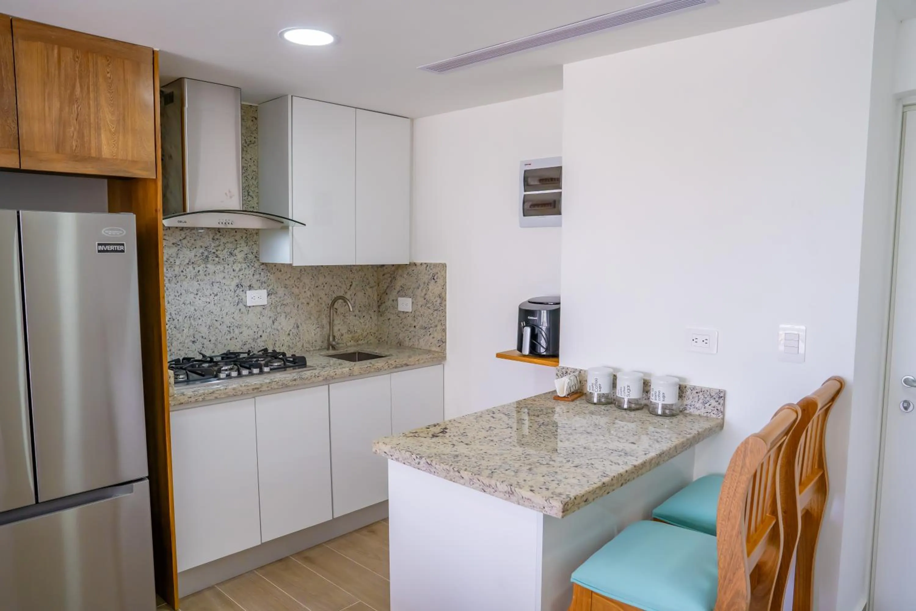 Kitchen or kitchenette in Xeliter Green One Playa Dorada