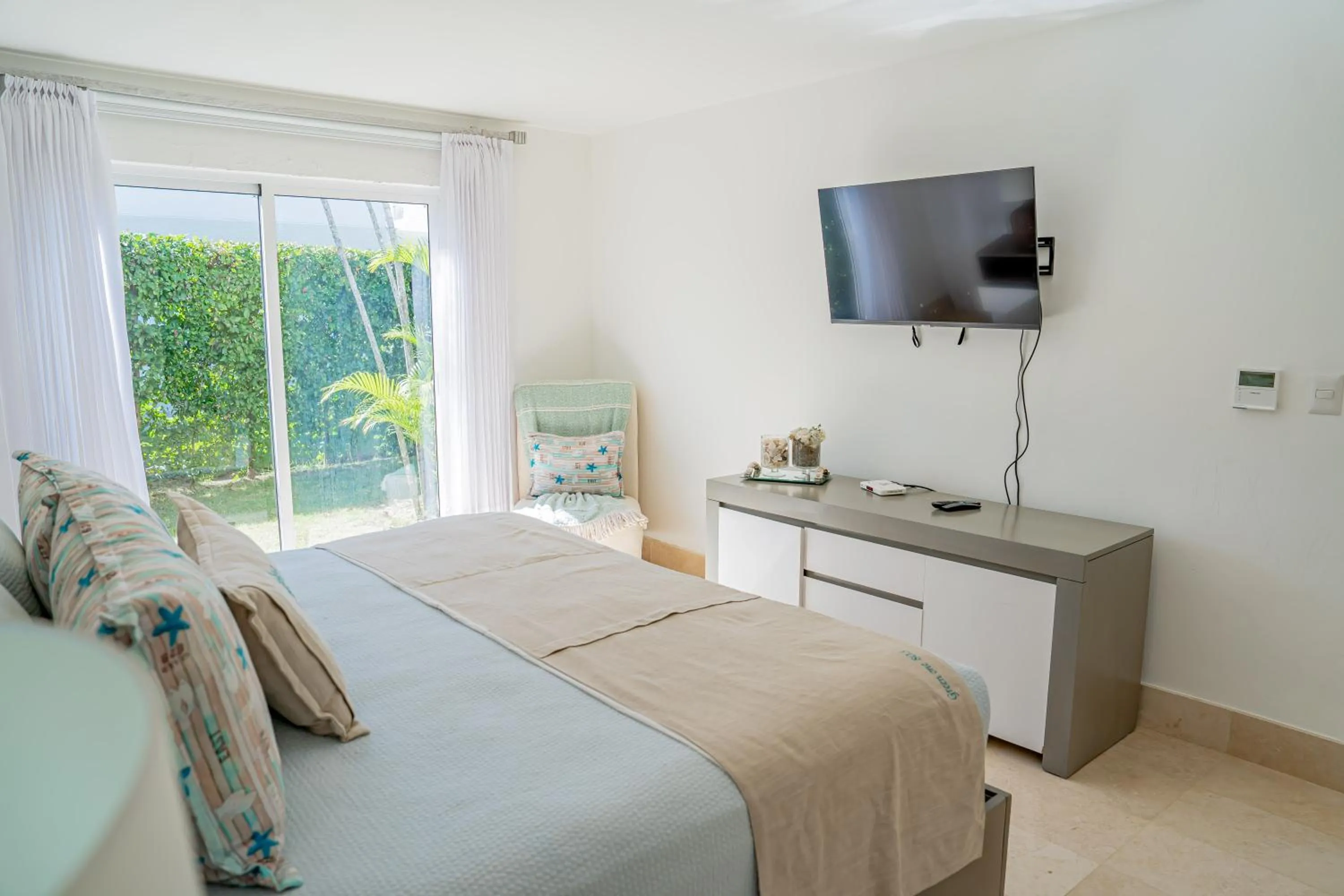 Bed in Xeliter Green One Playa Dorada