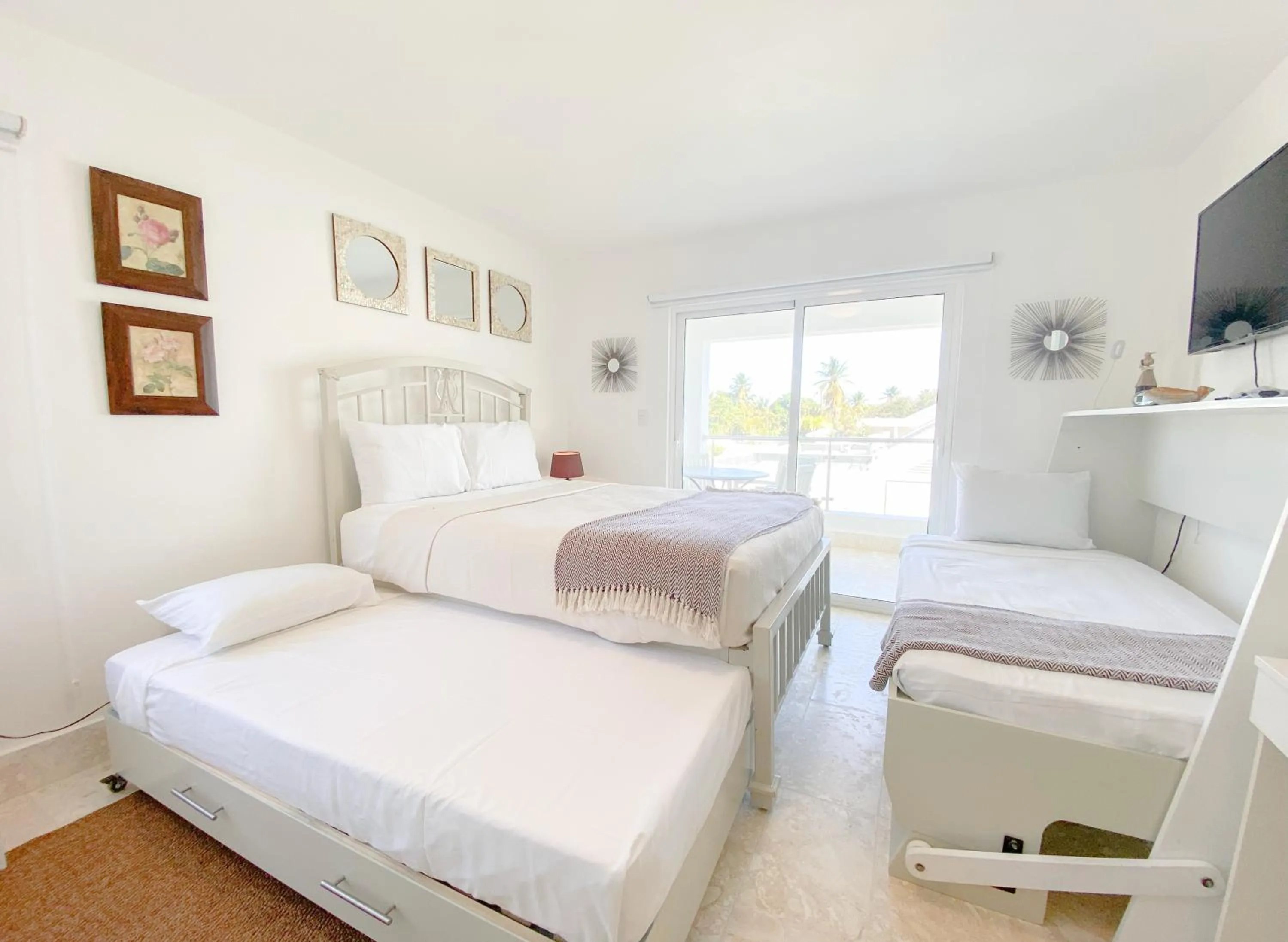Bed in Xeliter Green One Playa Dorada