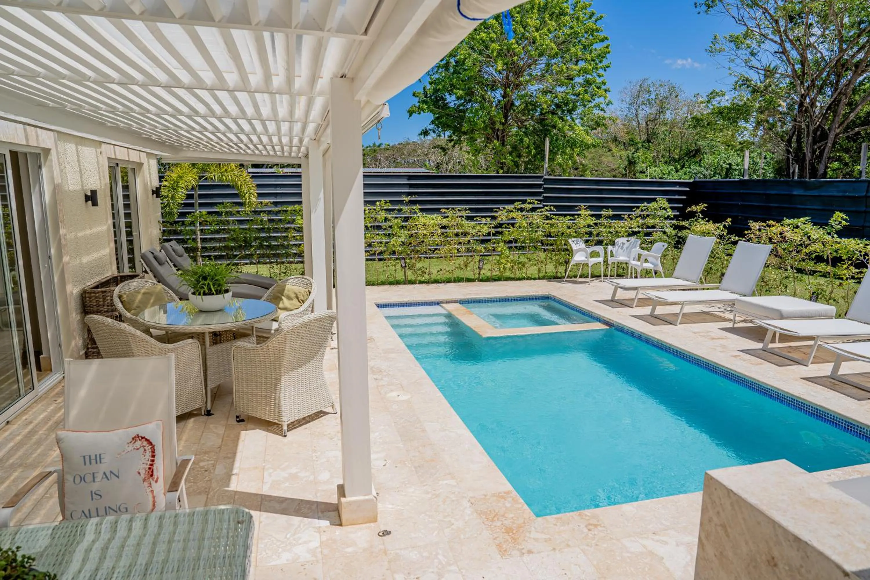 Patio in Xeliter Green One Playa Dorada