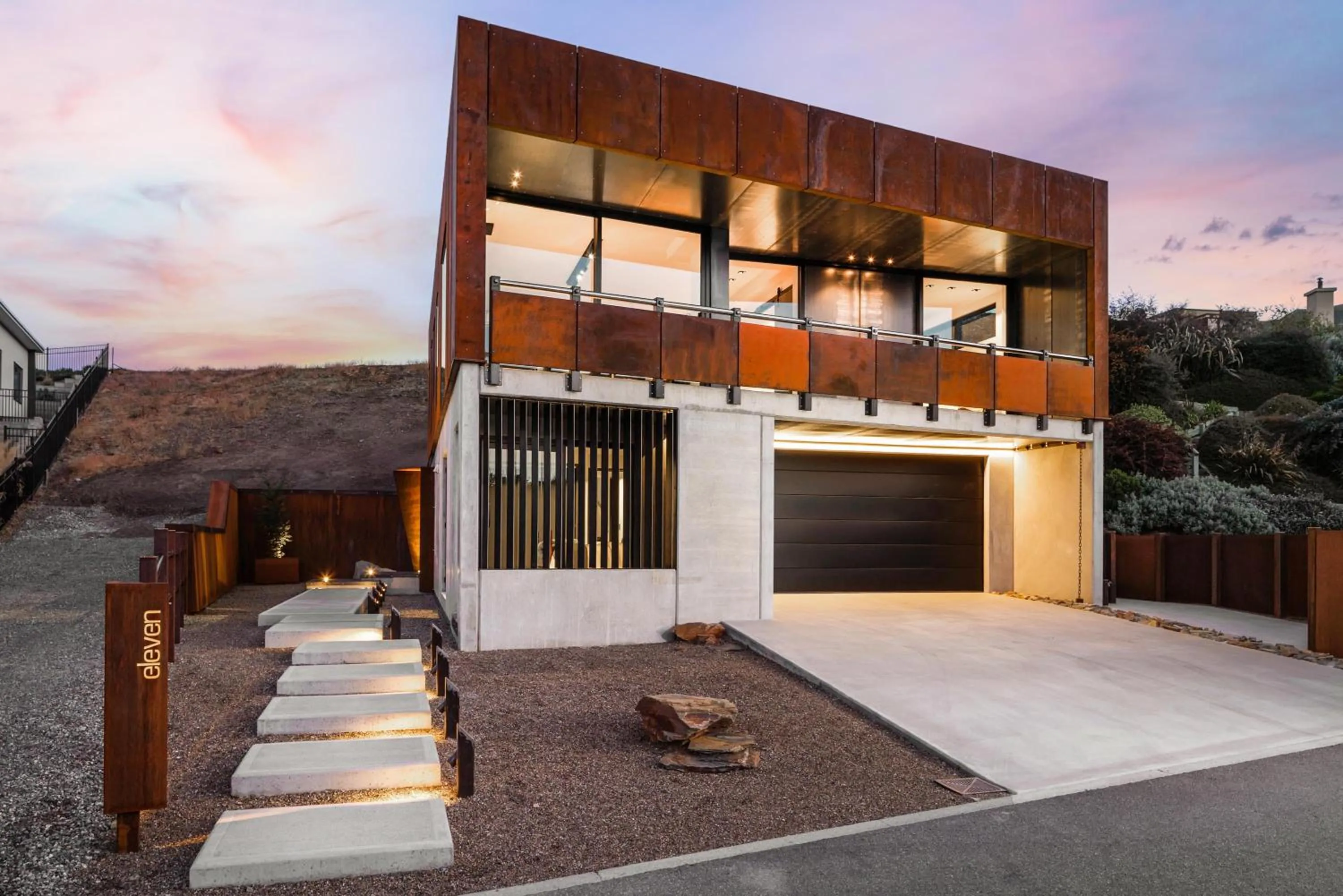 Property building in Hukamanu Lodge