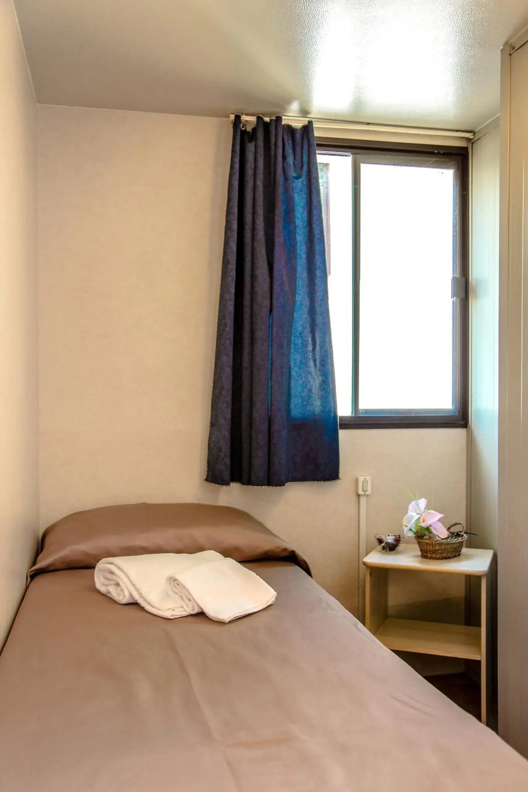 Day, Bed in Happy Village & Camping Day, Bed in Happy Village & Camping