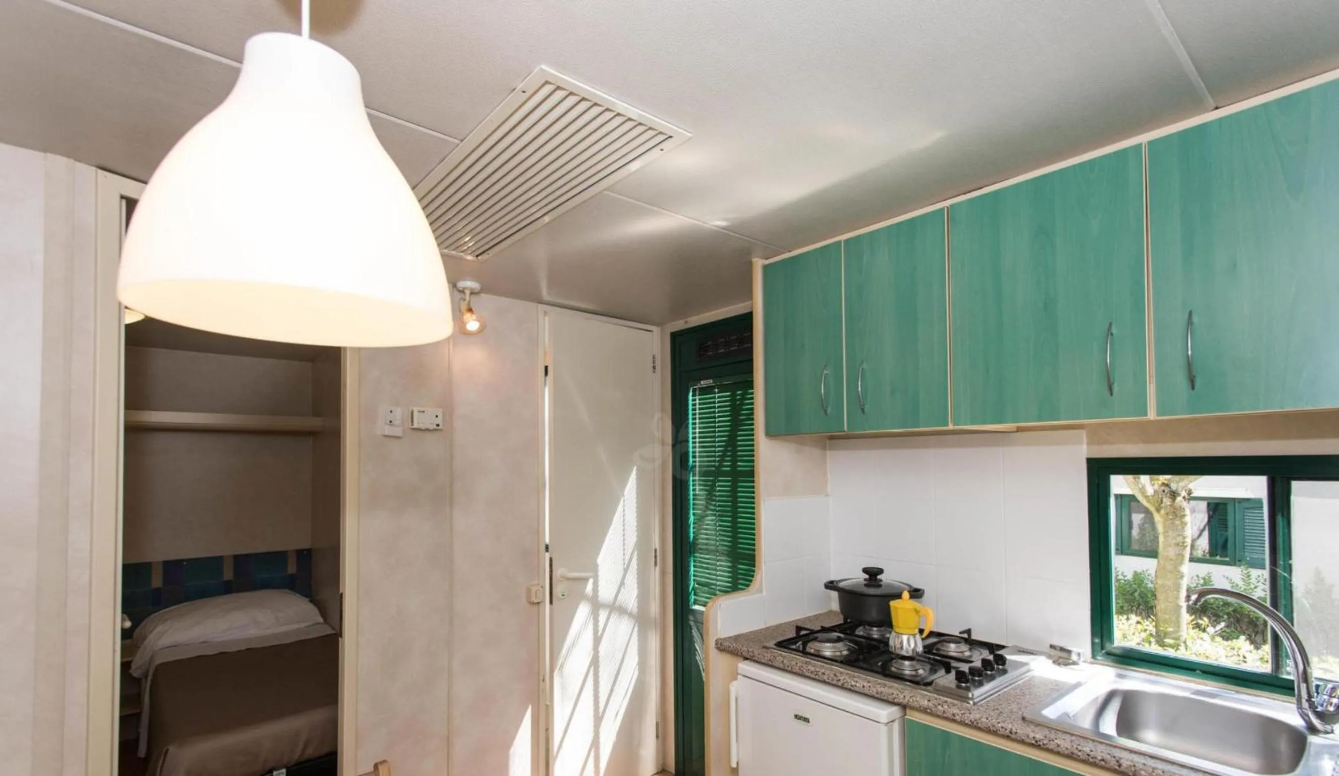 Dining area in Happy Village & Camping