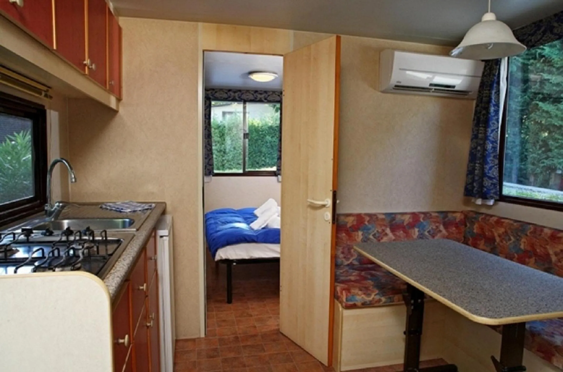 Kitchen or kitchenette in Happy Village & Camping