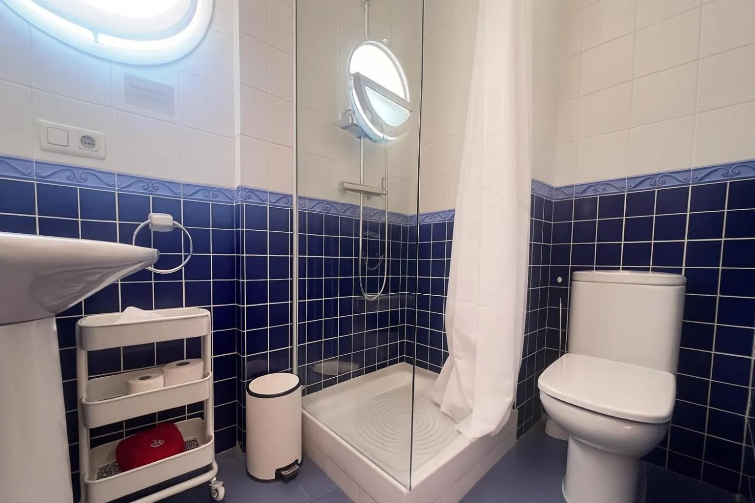 Bathroom in Thyssen Boutique Apartments by Caleta Homes