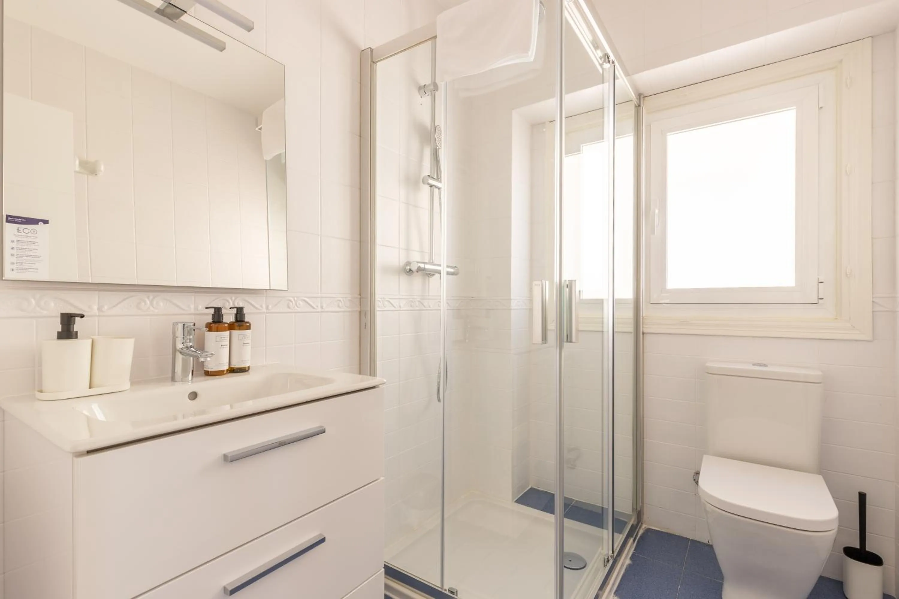 Bathroom in Thyssen Boutique Apartments by Caleta Homes