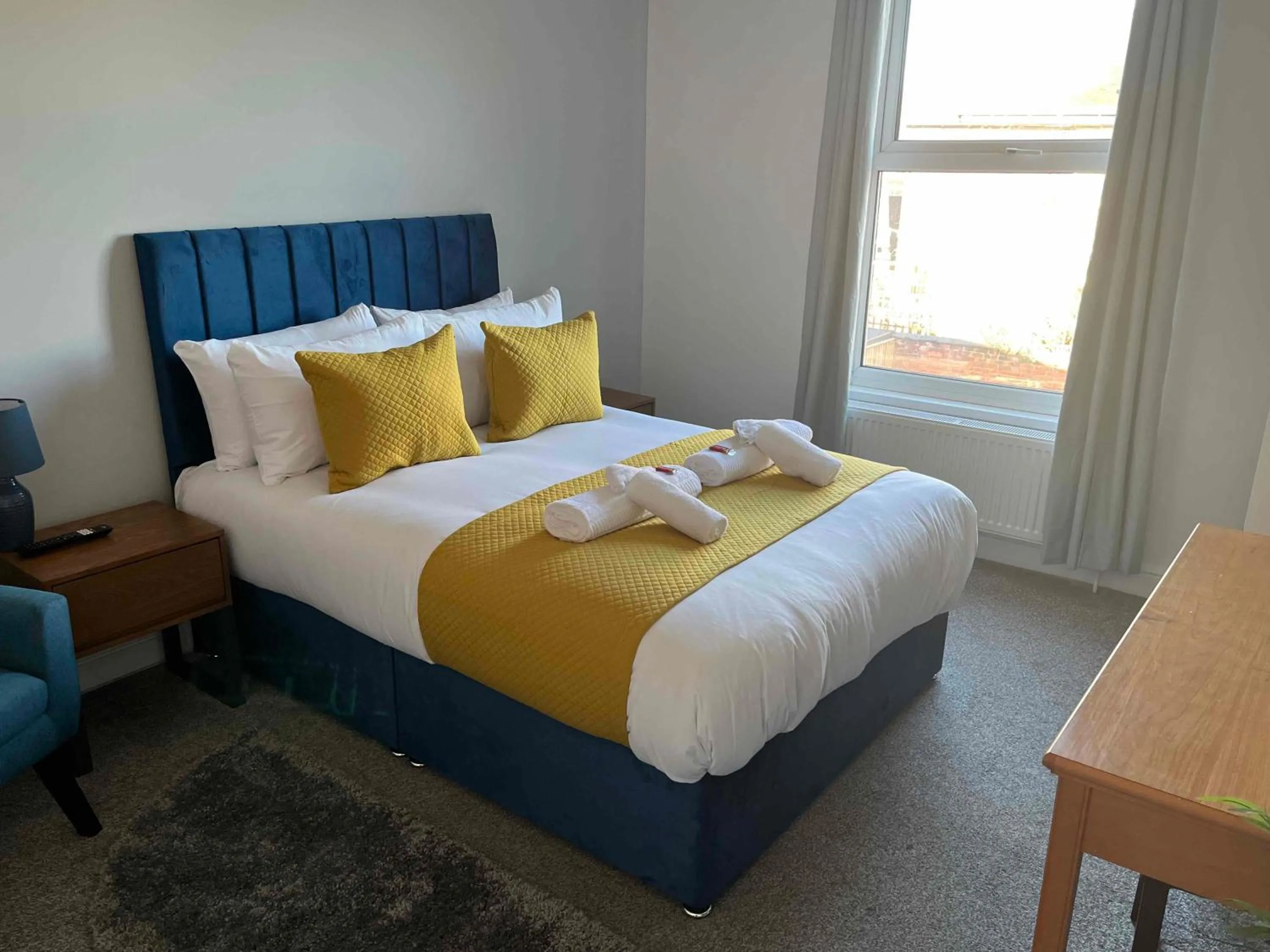 Bed in The Linden Leaf Rooms