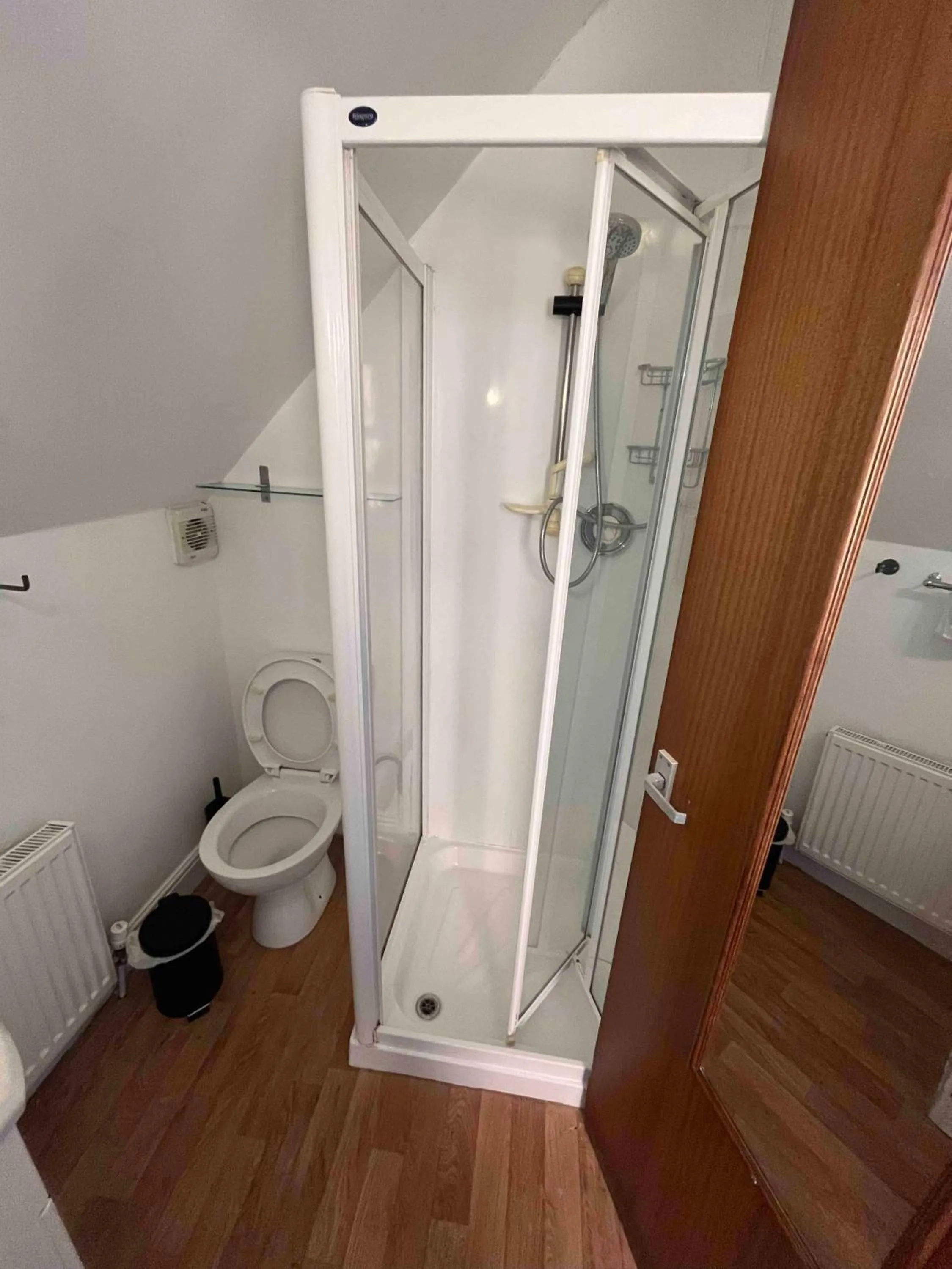 The Linden Leaf Rooms