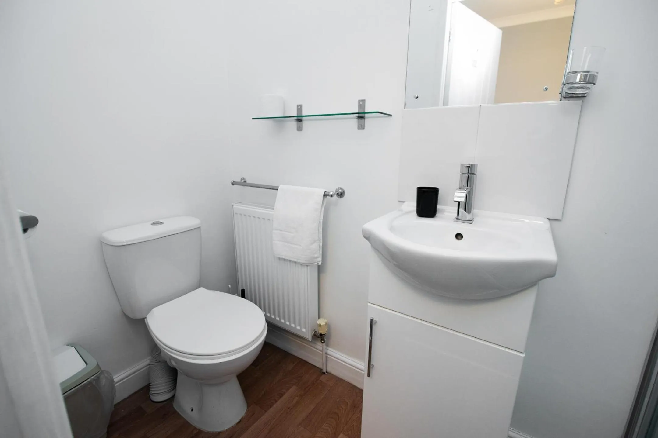 The Linden Leaf Rooms