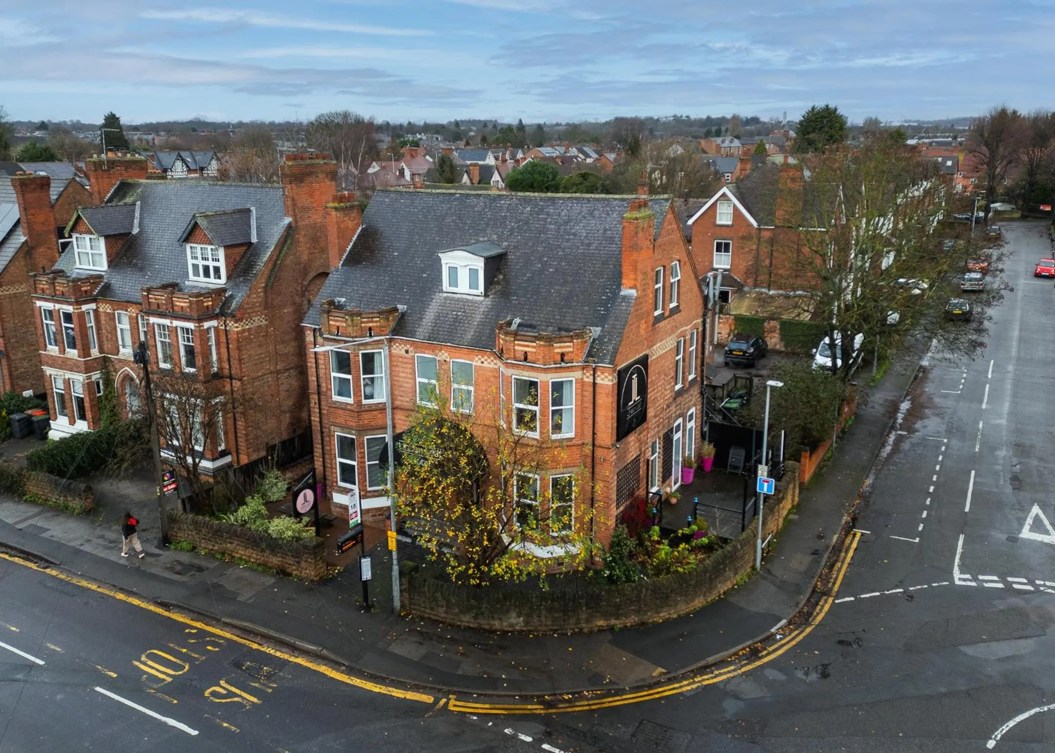 The Linden Leaf Rooms