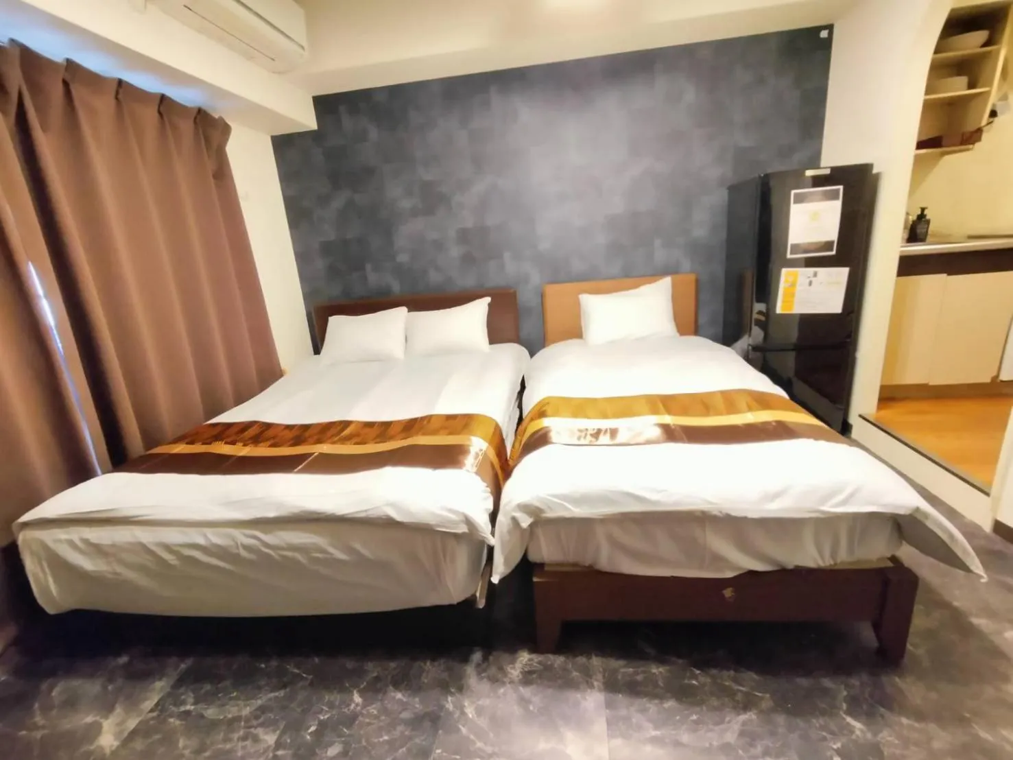 Bedroom, Bed in Arkadia ef