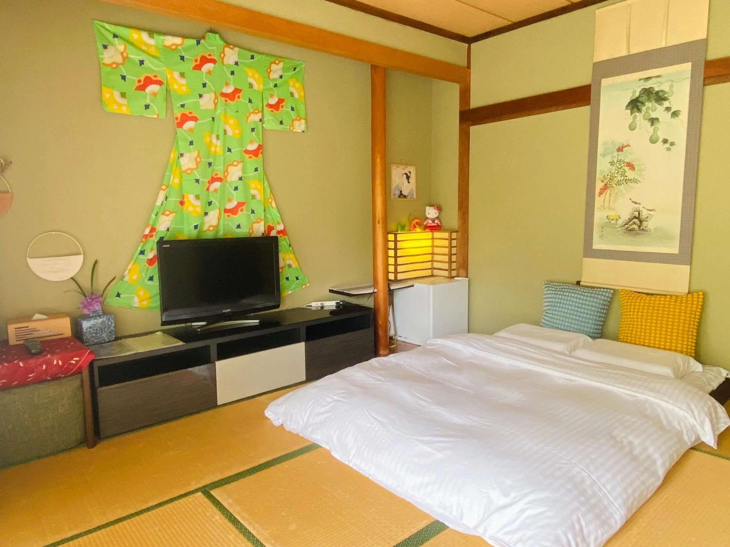 Bed in Hanamizuki Onsen Resort