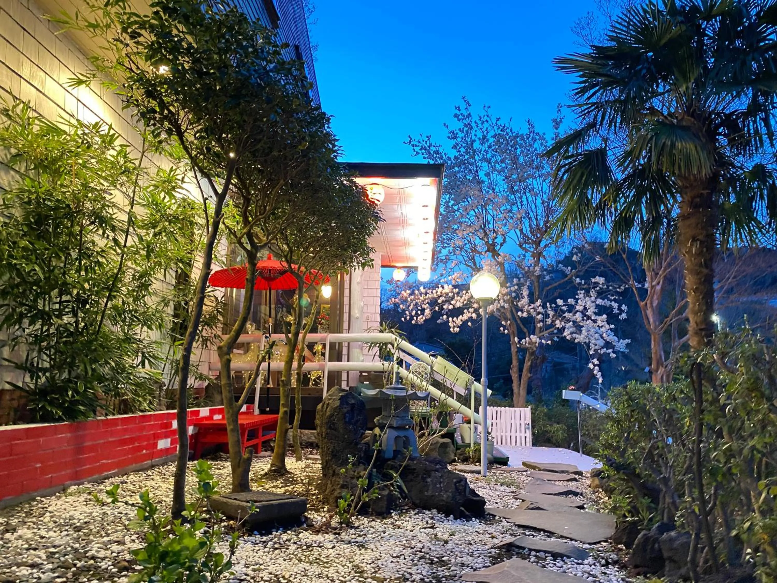 Property building in Hanamizuki Onsen Resort