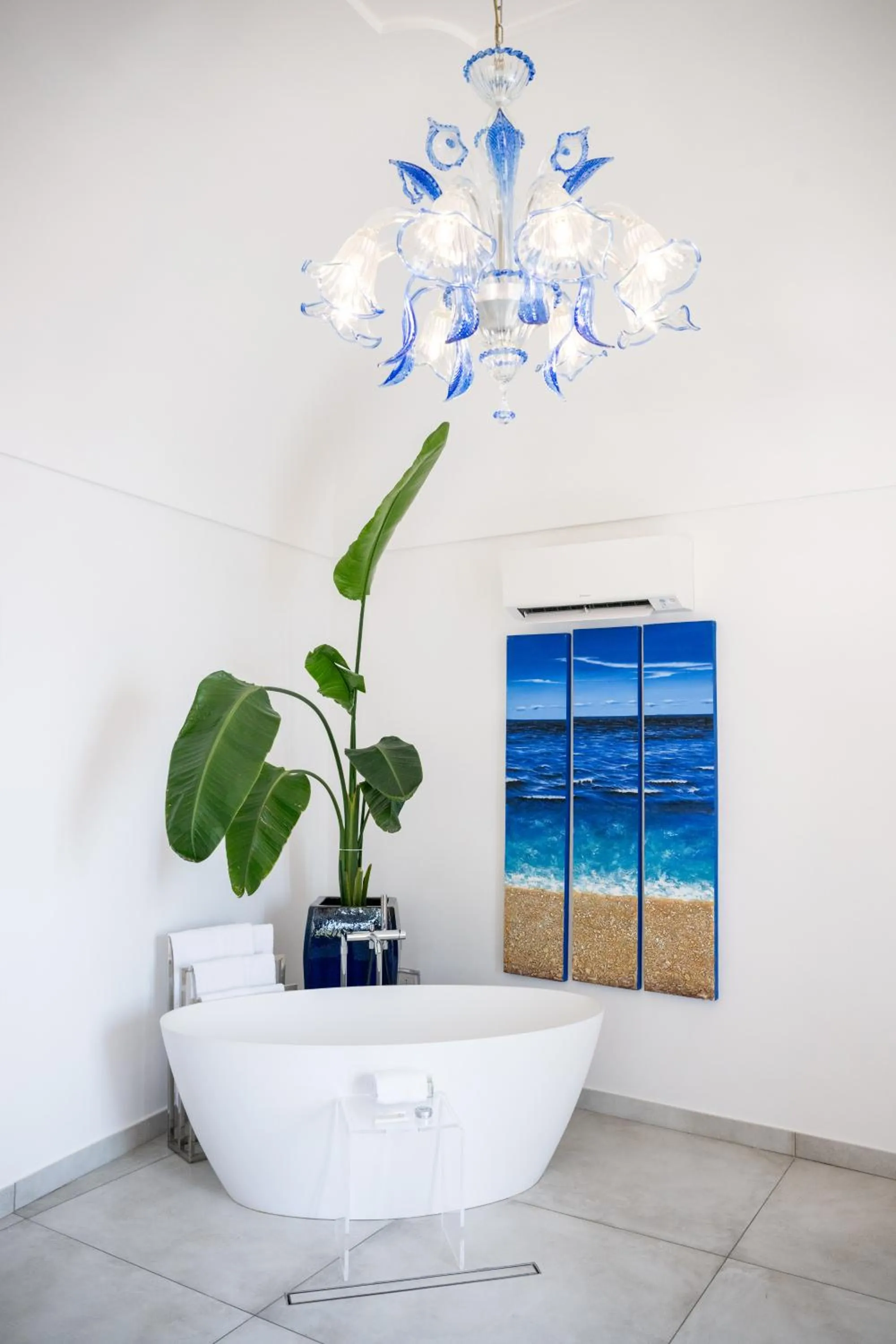 Bath in Hotel Villa Gabrisa