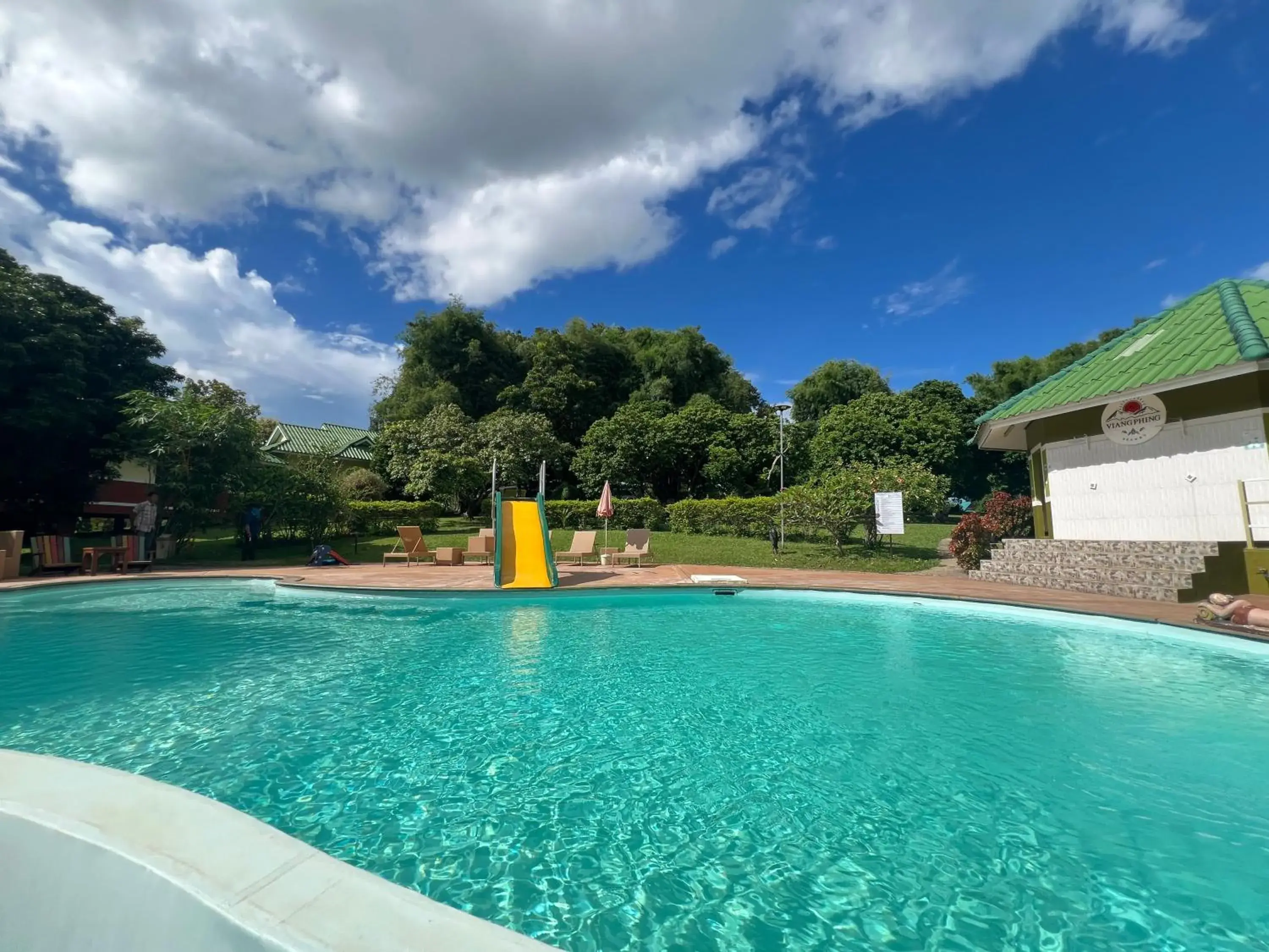Pool view in ViangPhing Resort Pool view in ViangPhing Resort