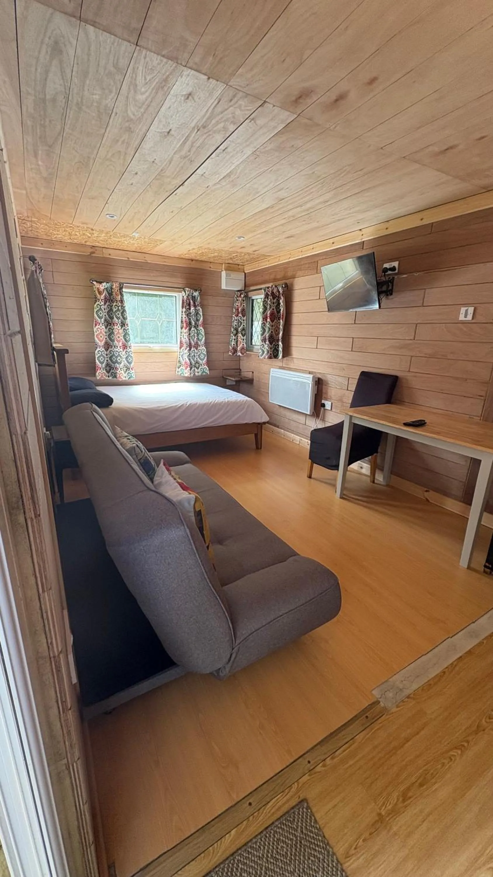 Bed in Bryn Bettws Lodge