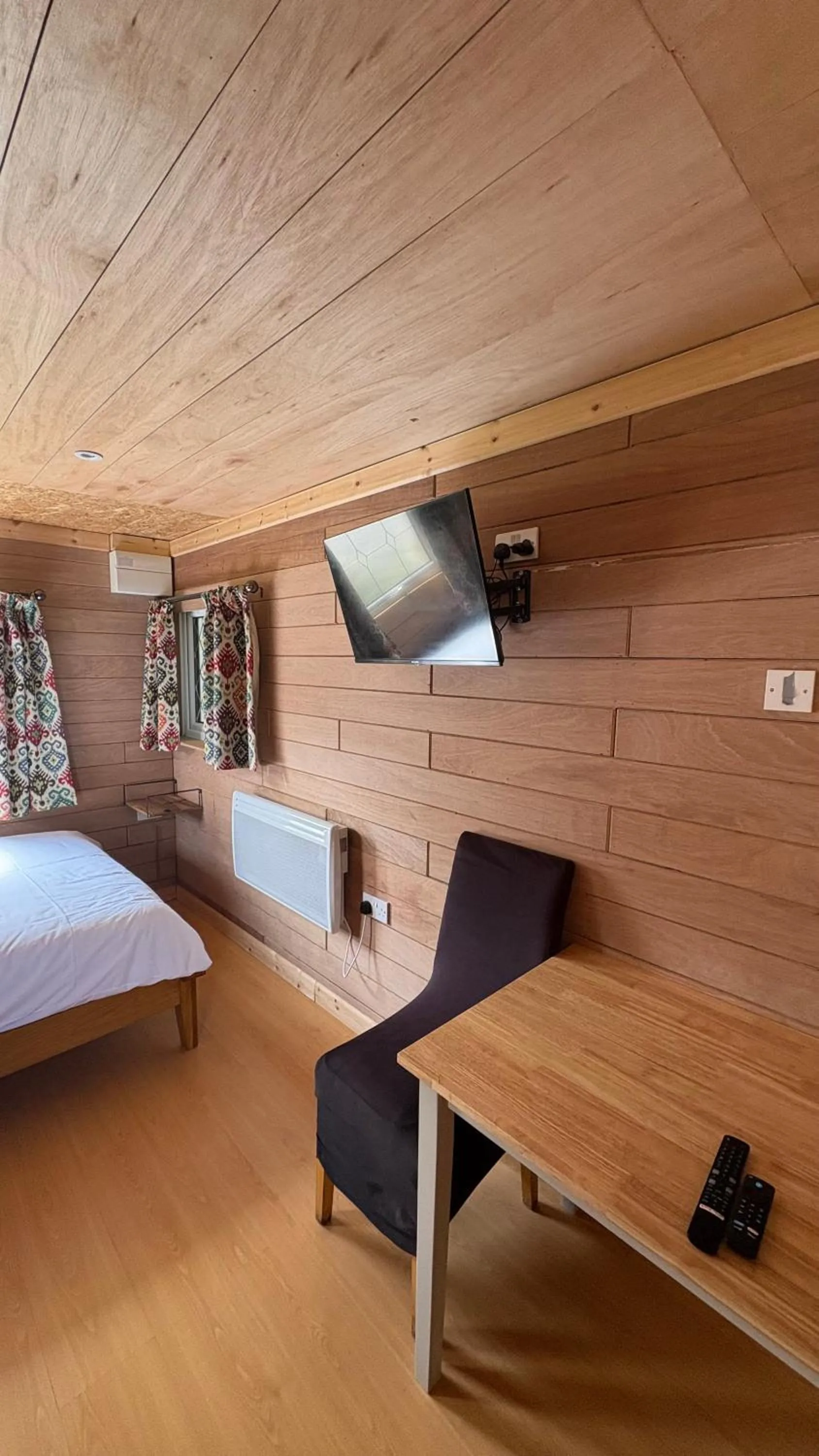 Bed in Bryn Bettws Lodge