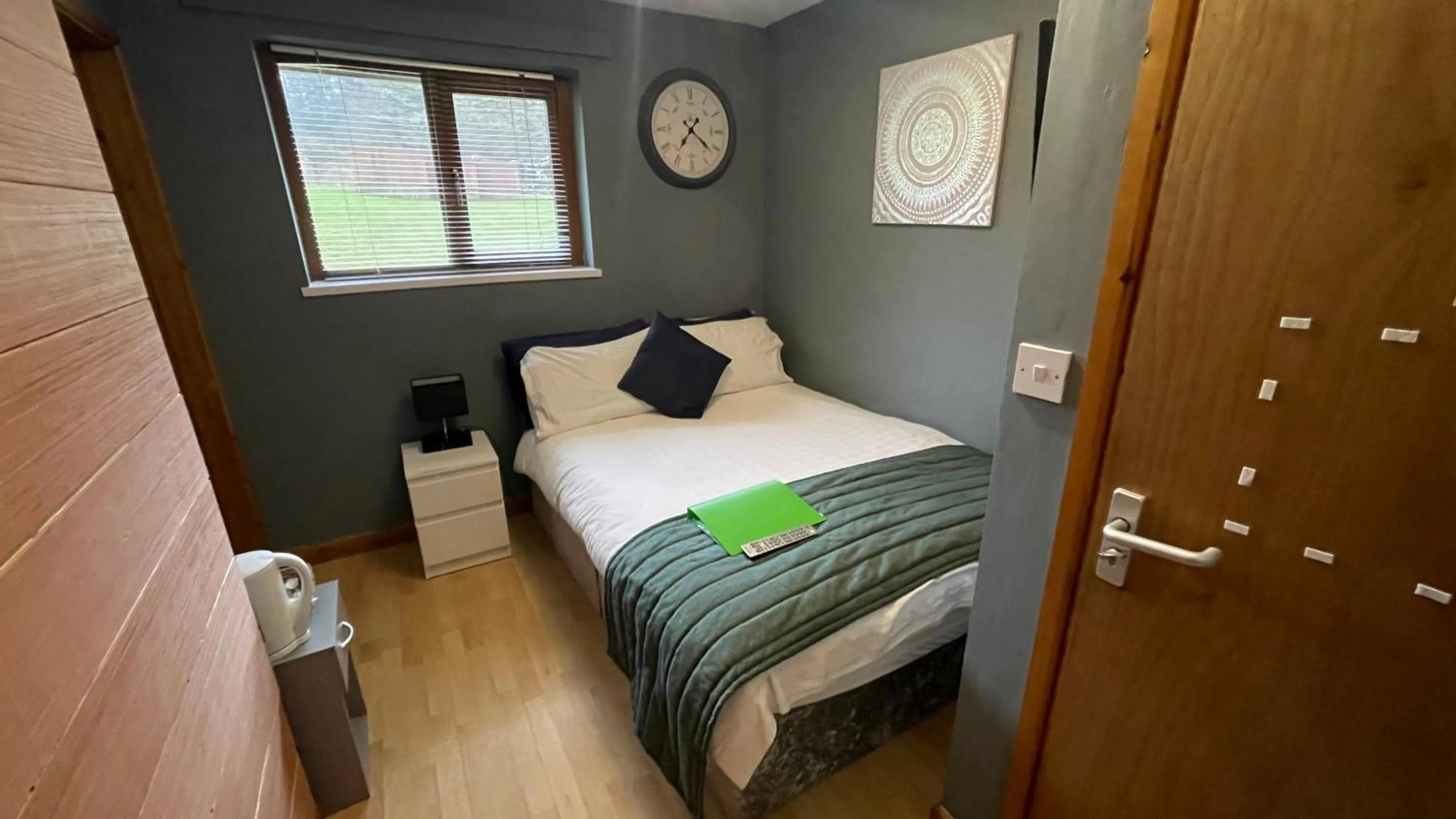 Bed in Bryn Bettws Lodge