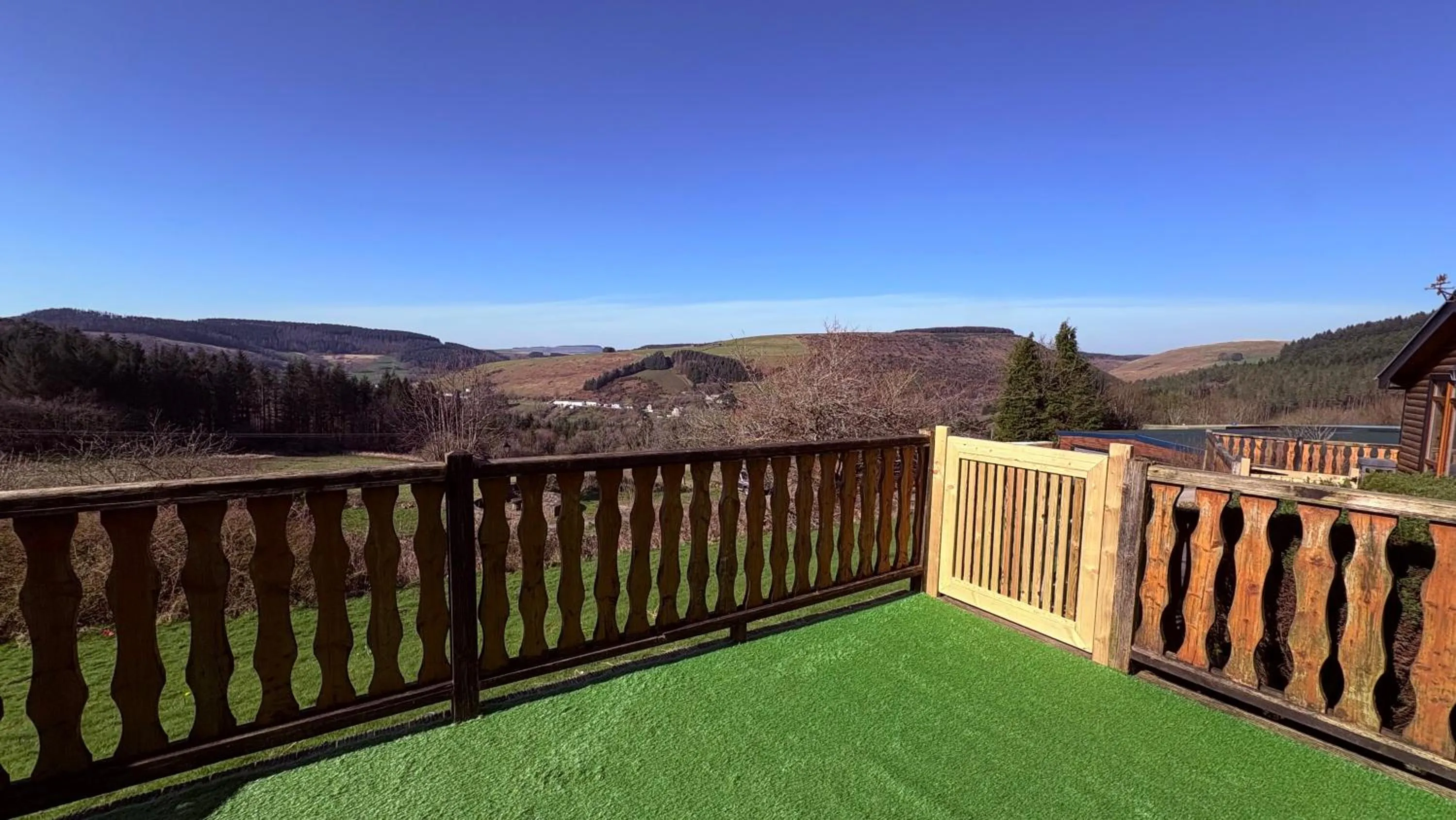 Bryn Bettws Lodge