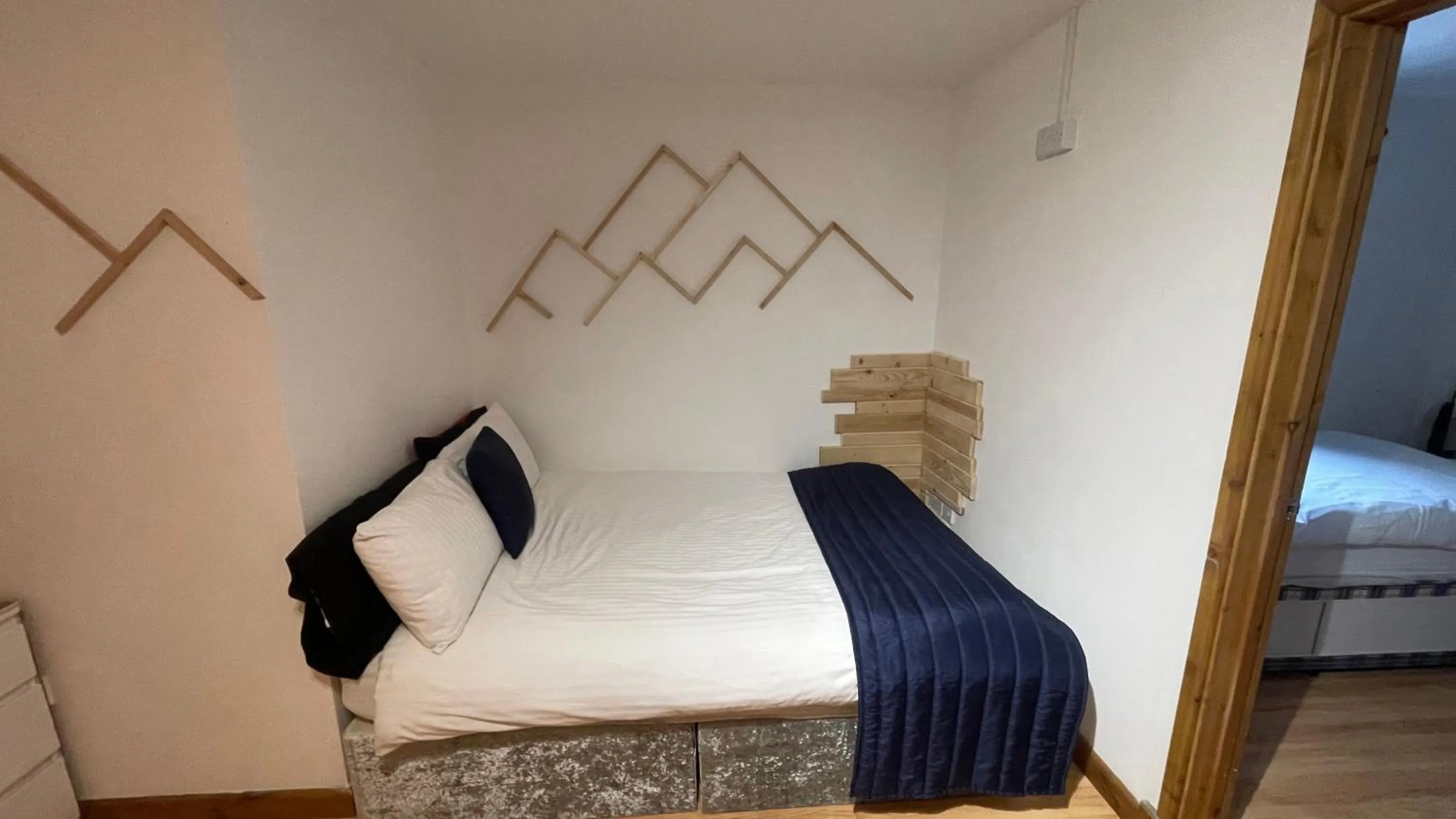 Bed in Bryn Bettws Lodge