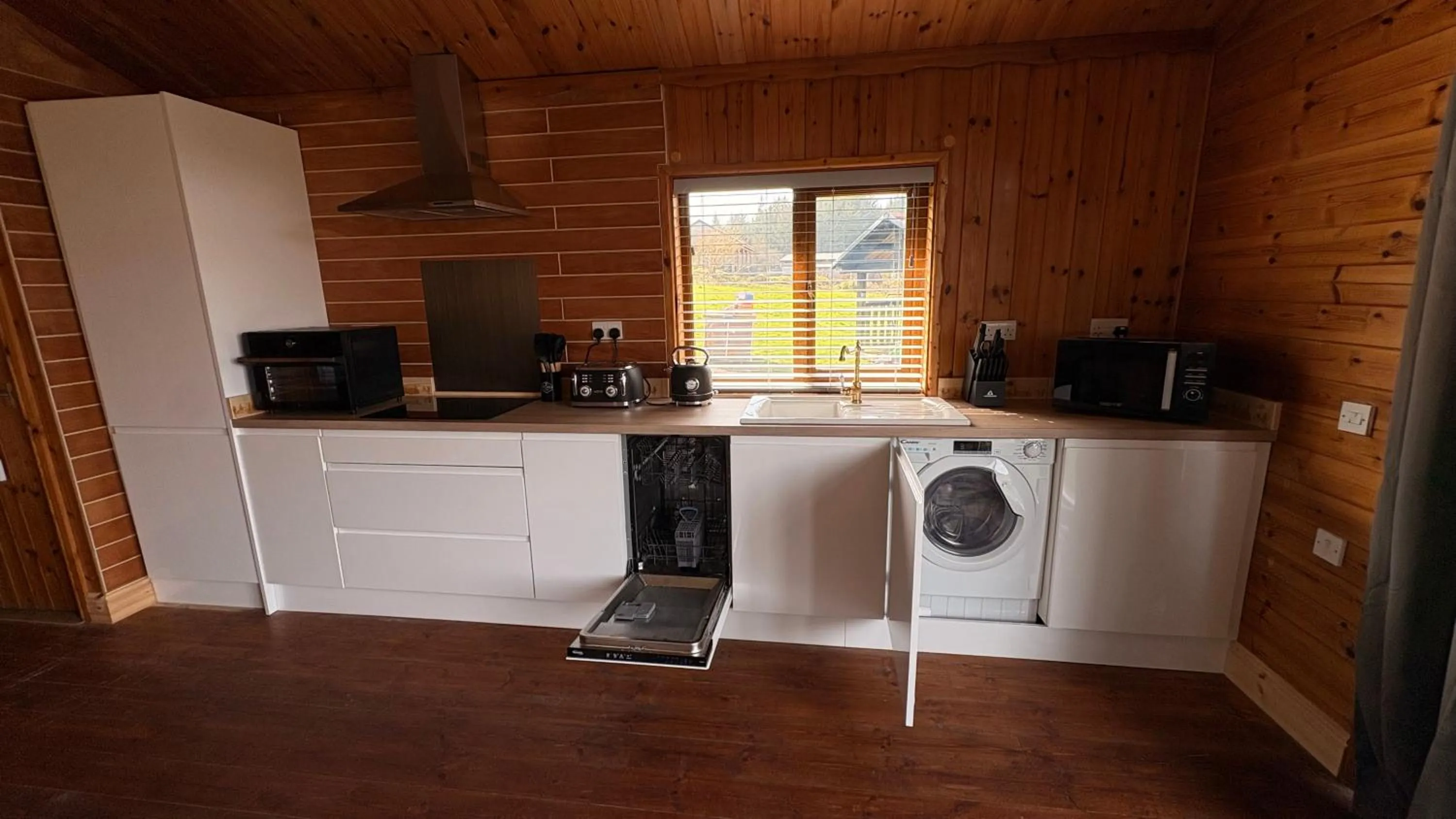 Bryn Bettws Lodge