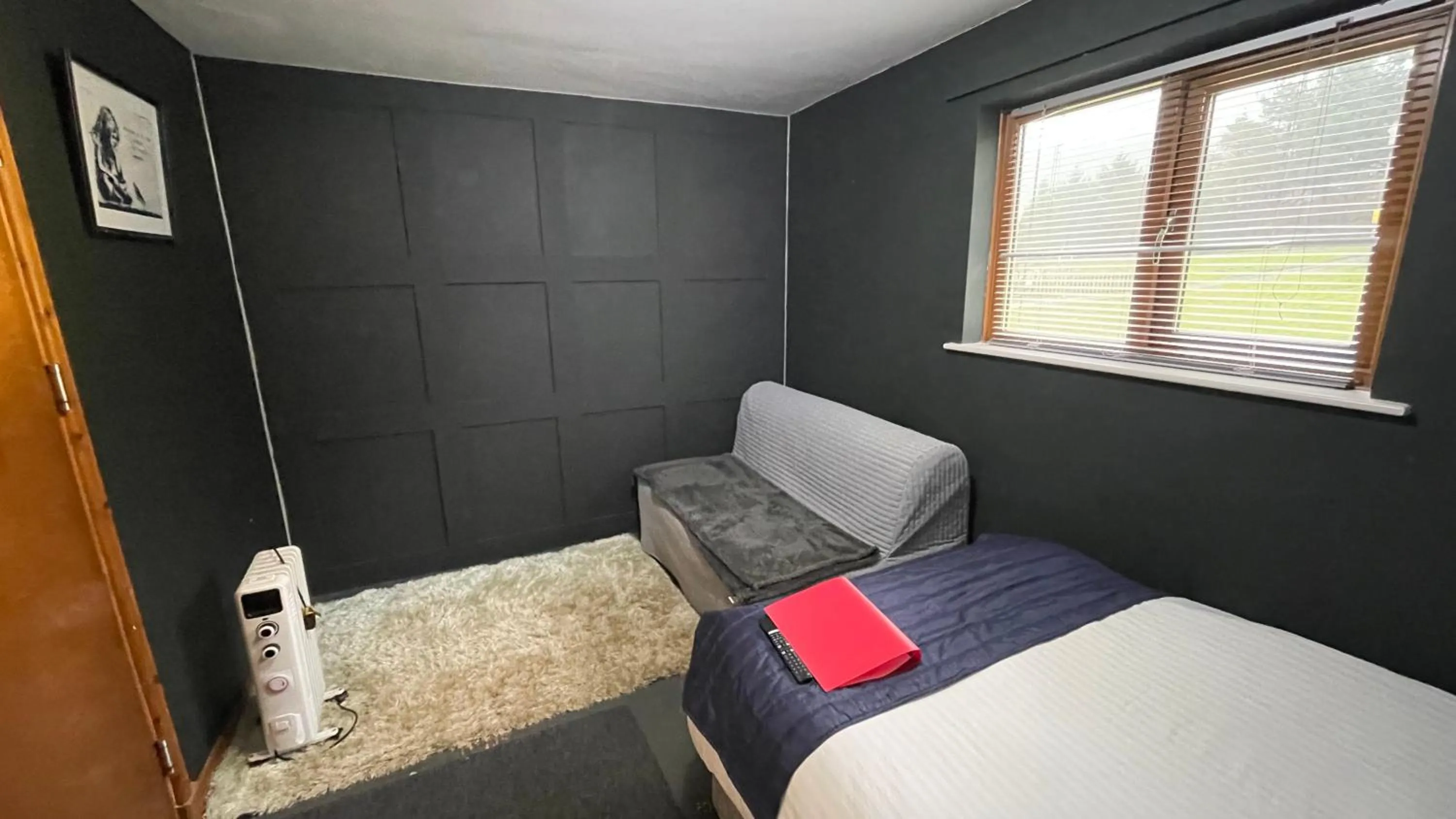 Bed in Bryn Bettws Lodge