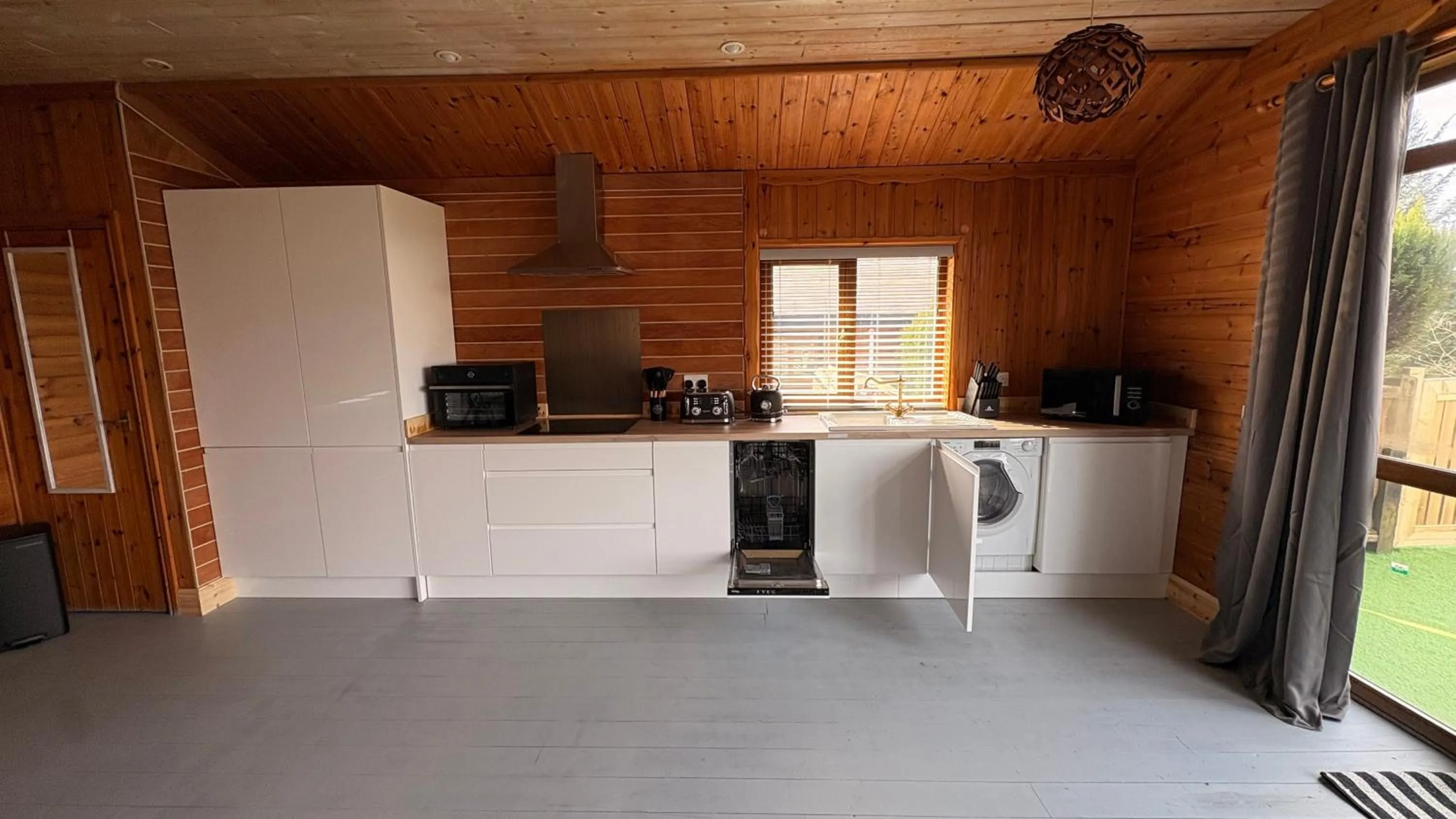 Bryn Bettws Lodge
