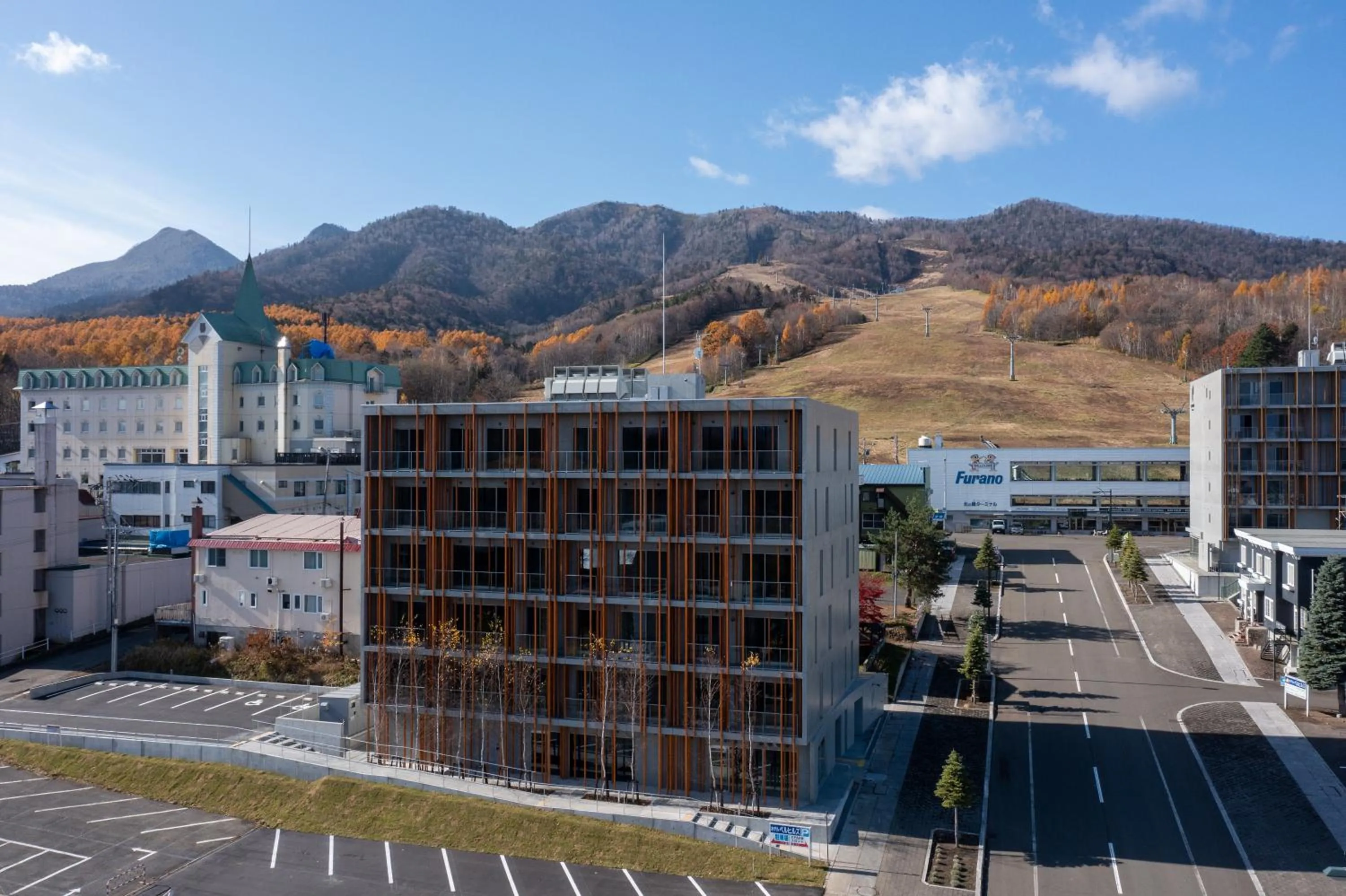 Property building in Fenix West