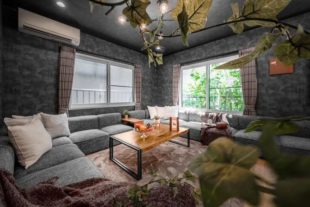 Living room in The SECRET