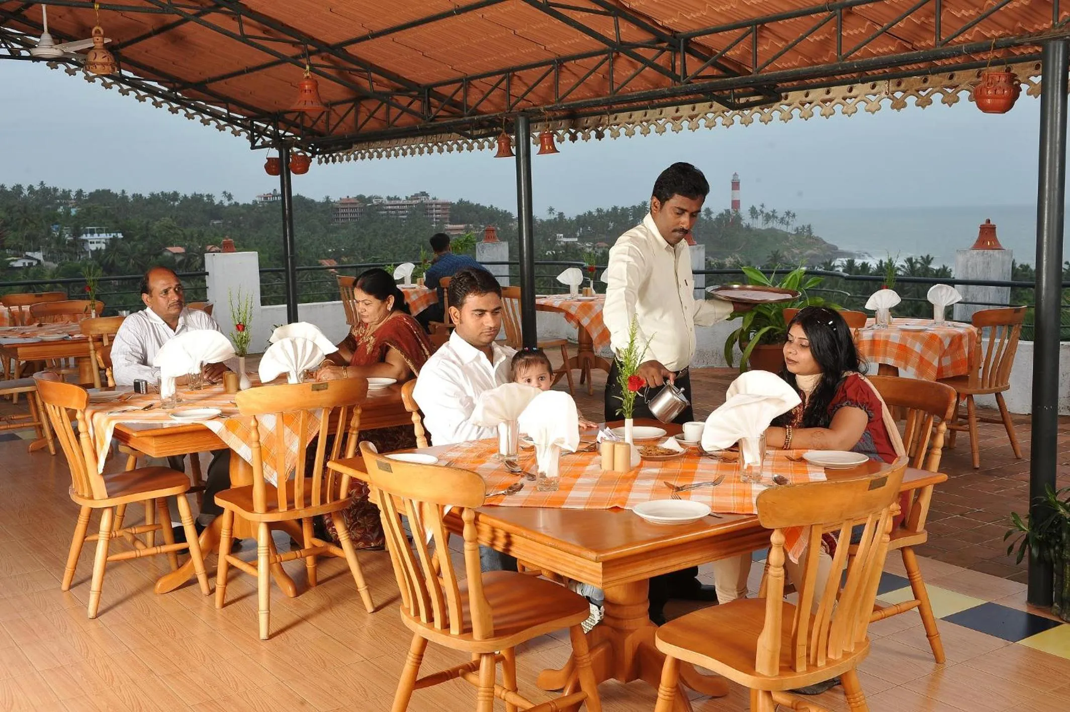 Restaurant/places to eat in Swagath Holiday Resort